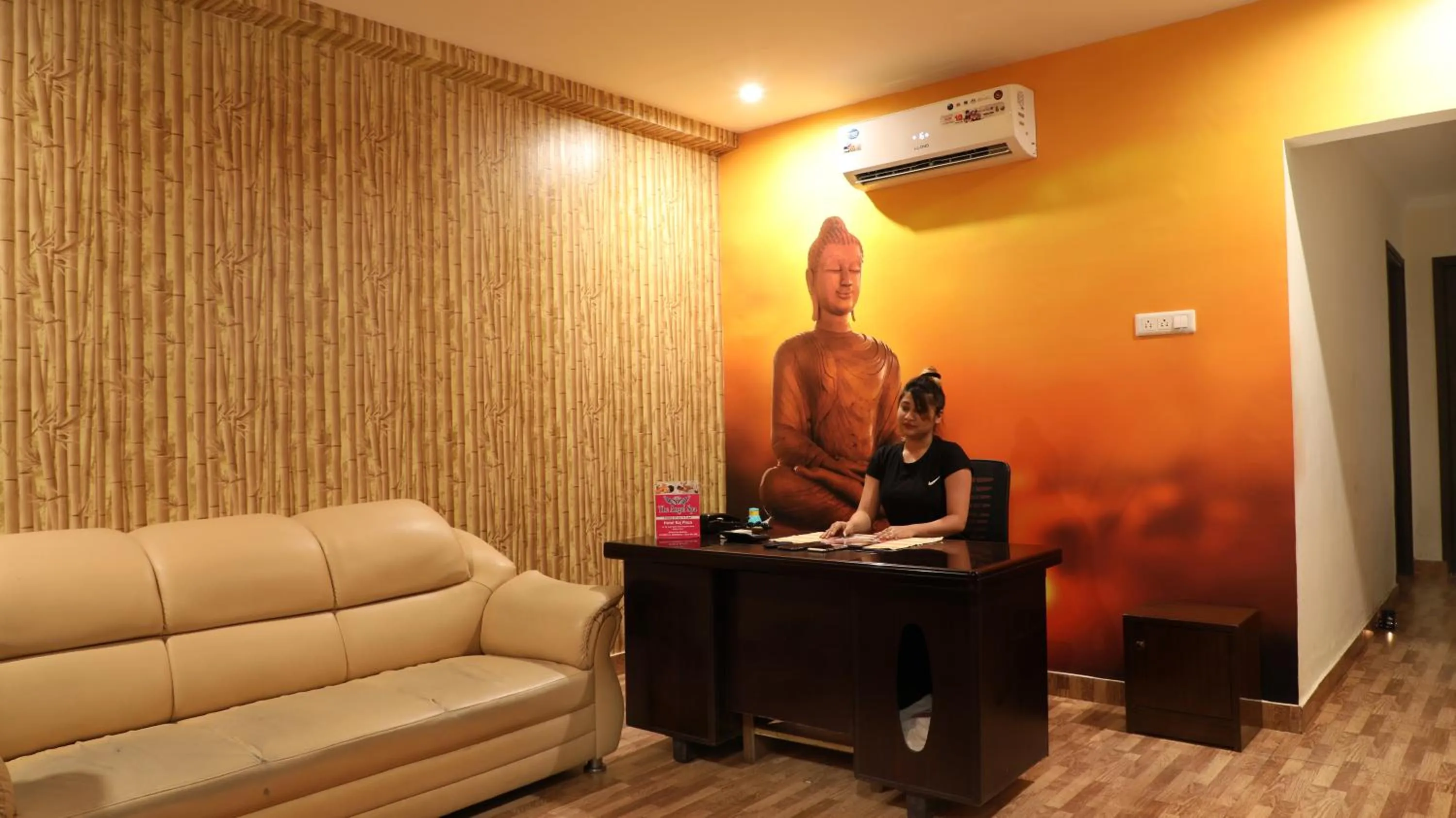 Spa and wellness centre/facilities in Cosmos Raj Plaza Jaipur