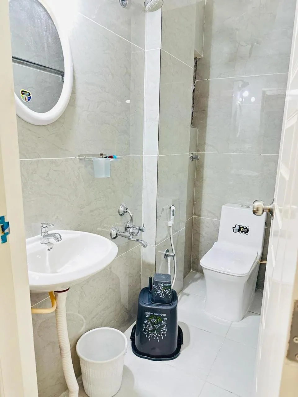 Shower in S V COMFORTS B T M Layout