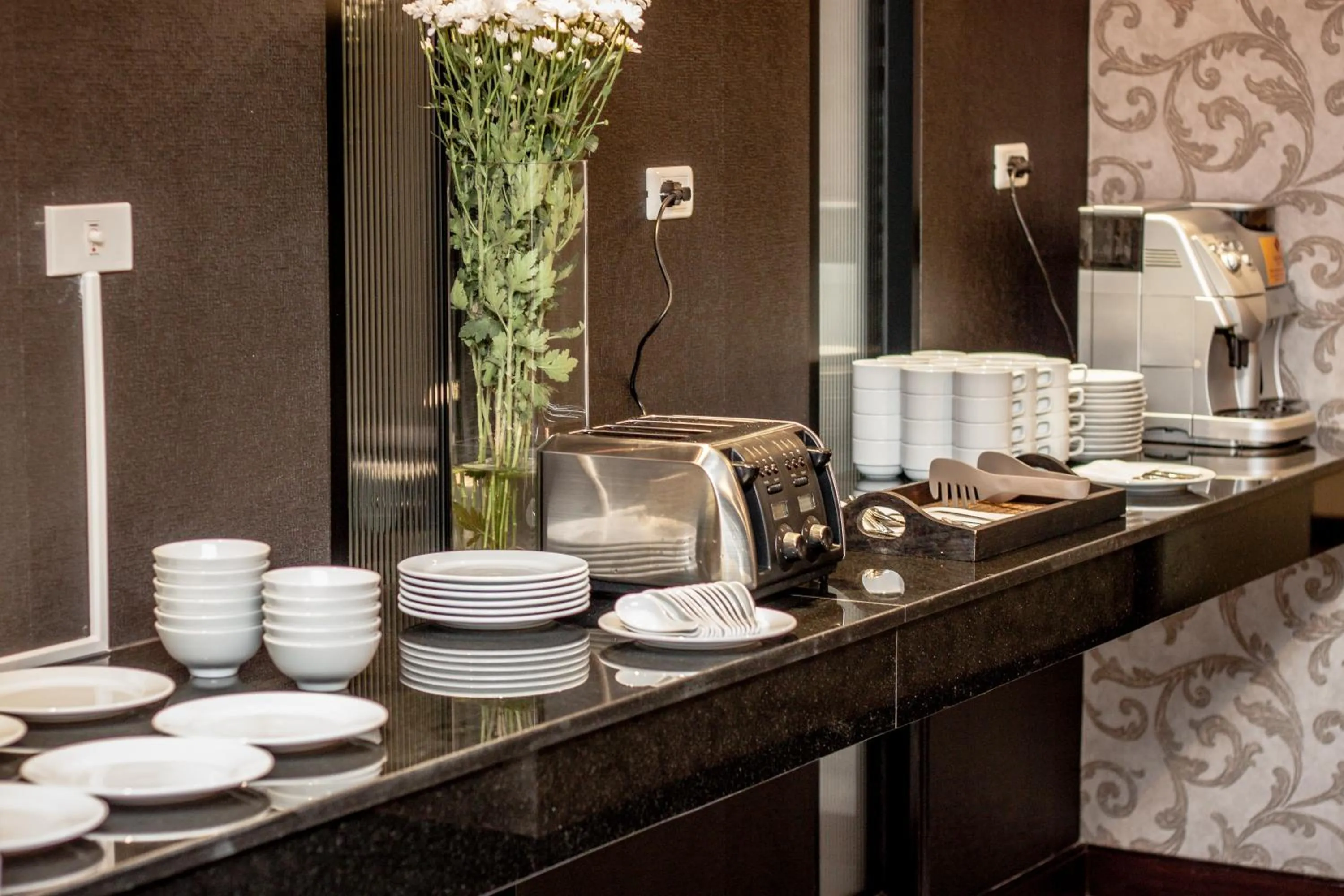 Coffee/tea facilities in Lani Chiang Mai Hotel