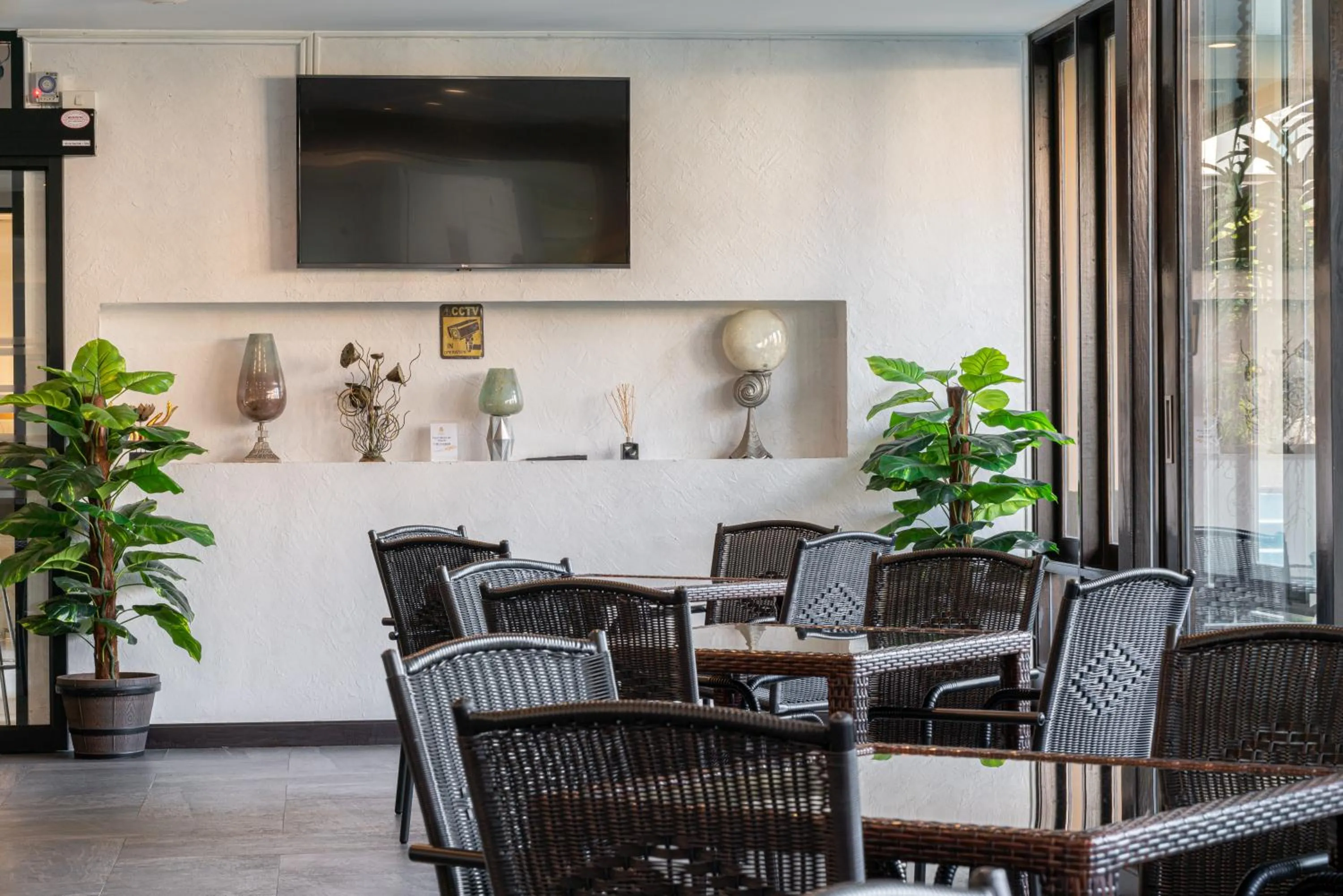 Seating area in Lani Chiang Mai Hotel