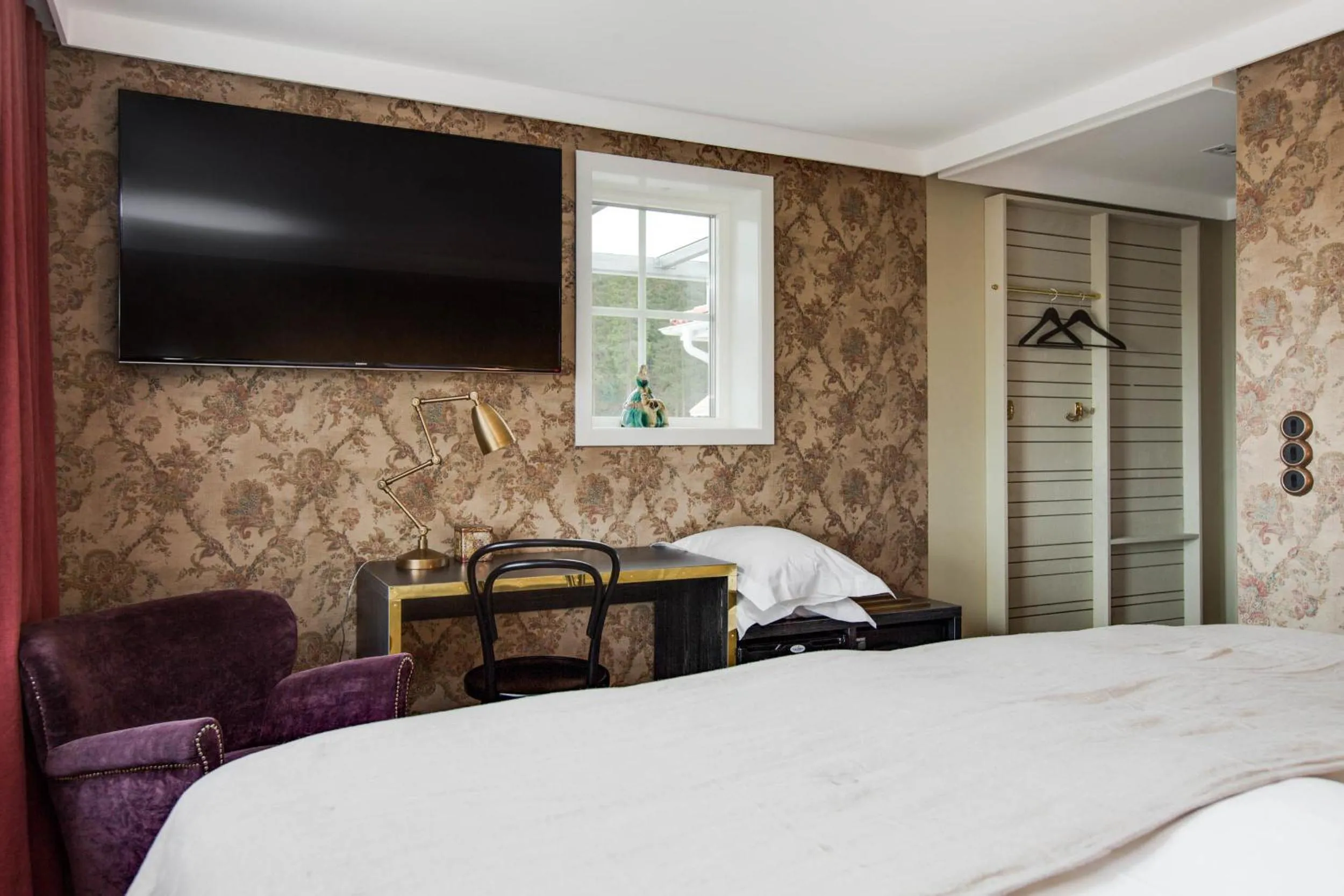 Photo of the whole room, Bed in Bauergården