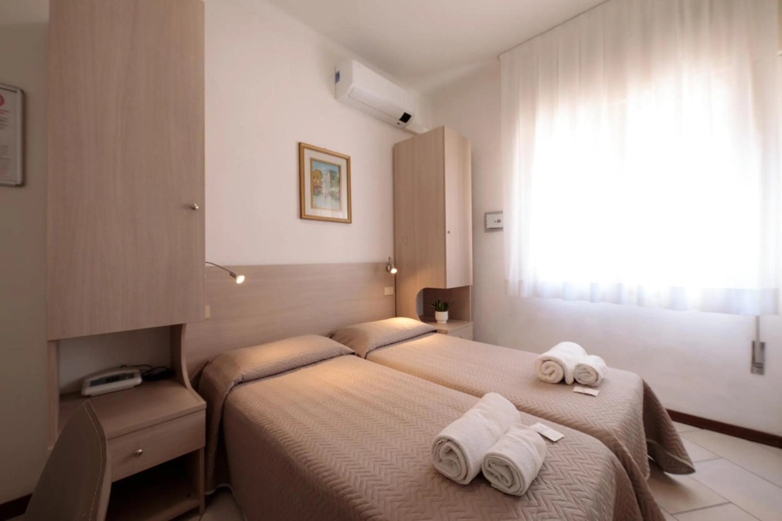 Bedroom, Bed in Hotel Madison