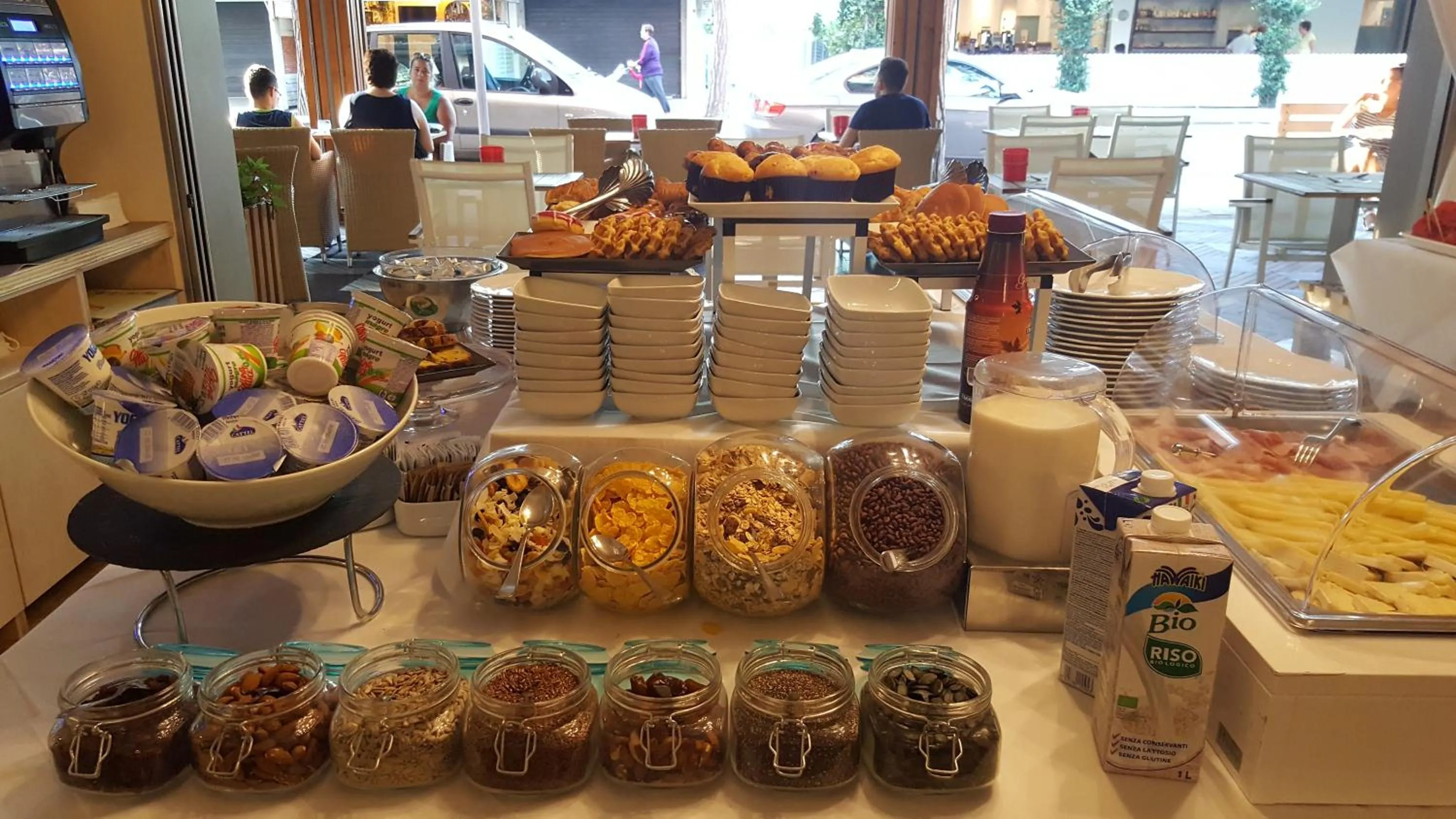 Buffet breakfast in Hotel Madison