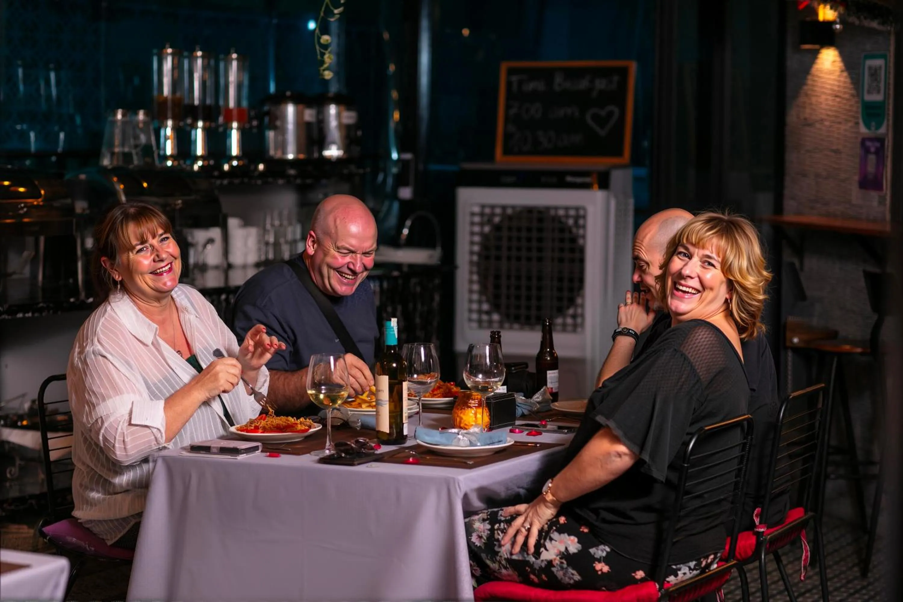 Restaurant/places to eat in Westlake Pearl Suites & Spa 70 Xuan Dieu - By Pegasy Group