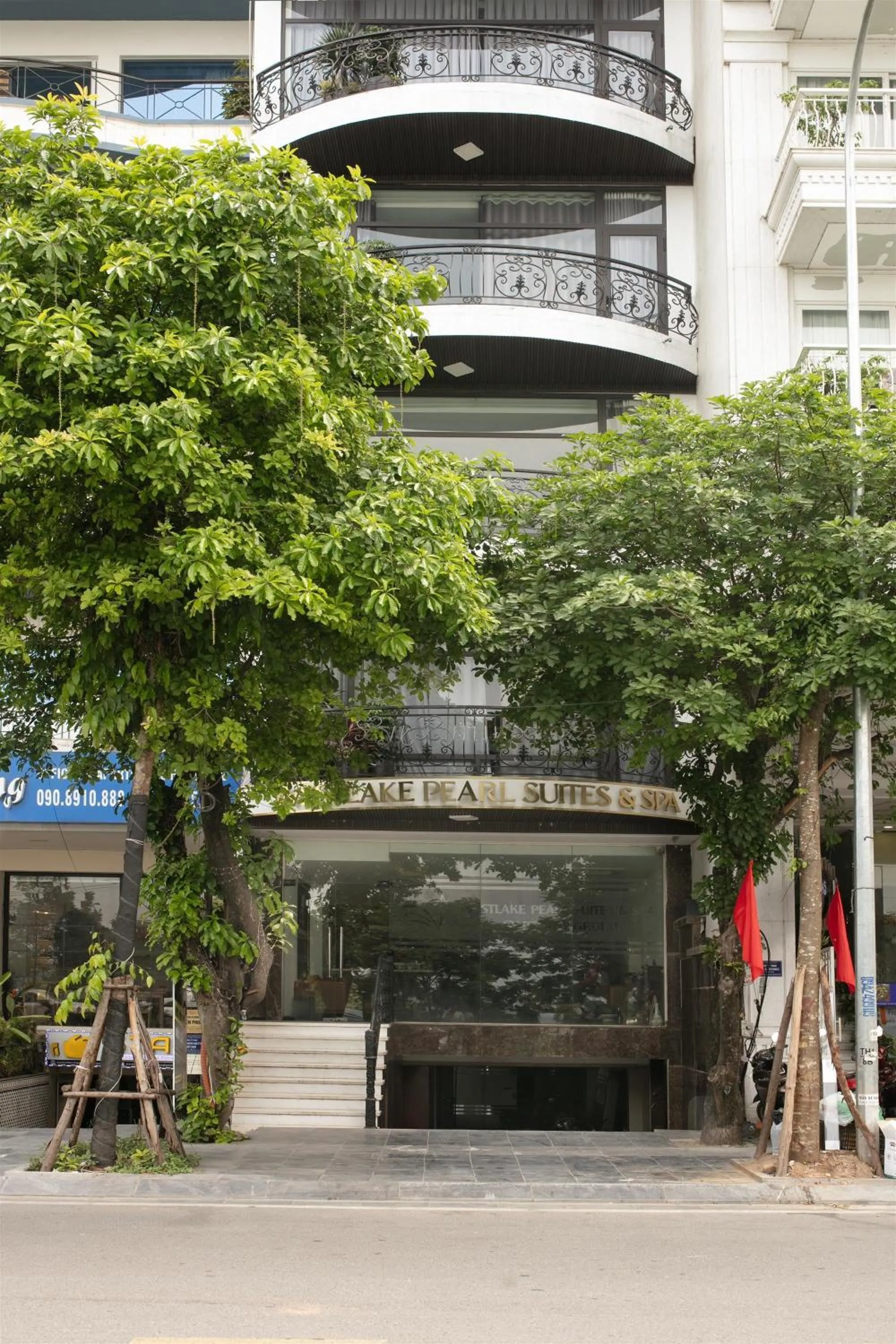 Property building in Westlake Pearl Suites & Spa 70 Xuan Dieu - By Pegasy Group