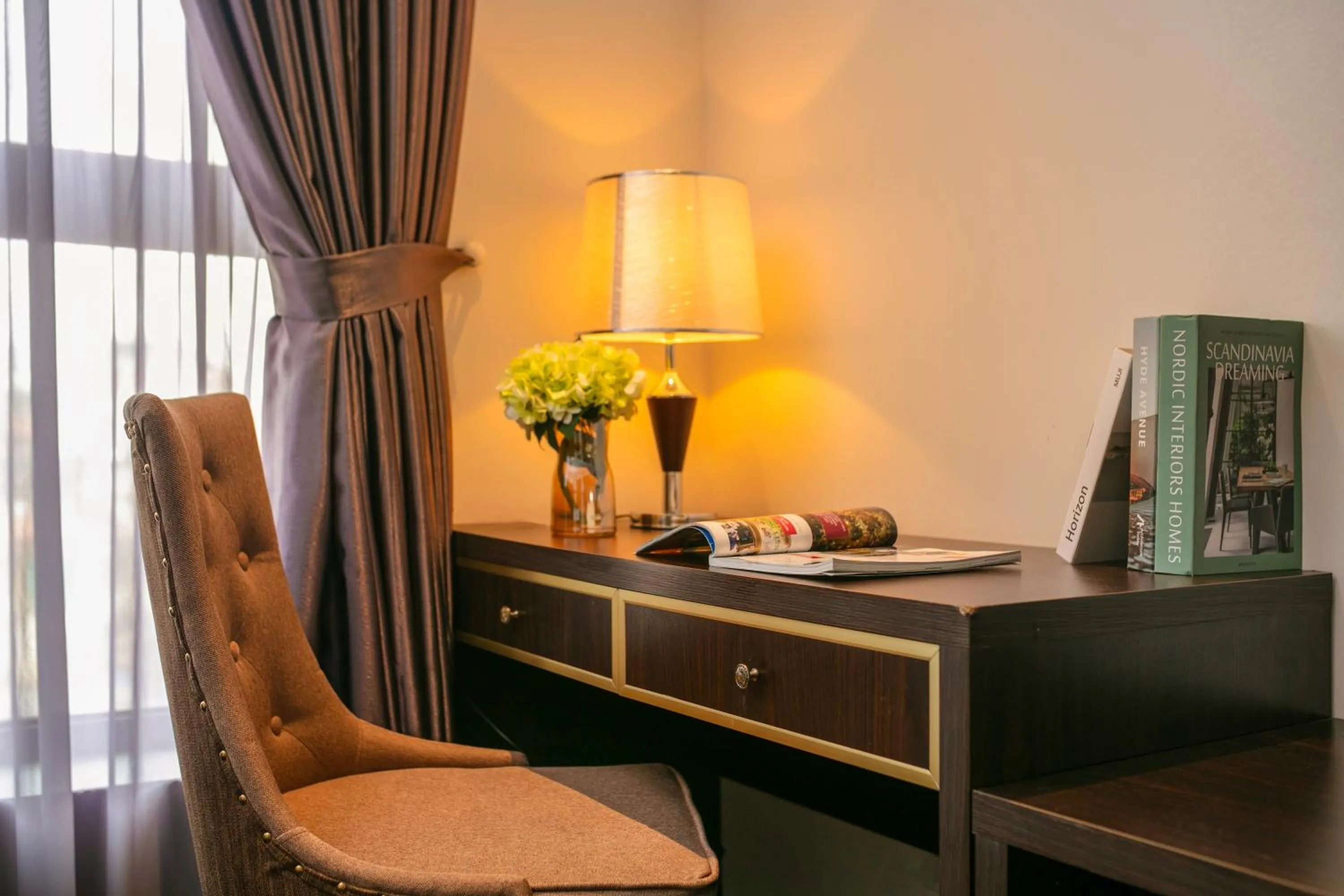 Seating area in Westlake Pearl Suites & Spa 70 Xuan Dieu - By Pegasy Group