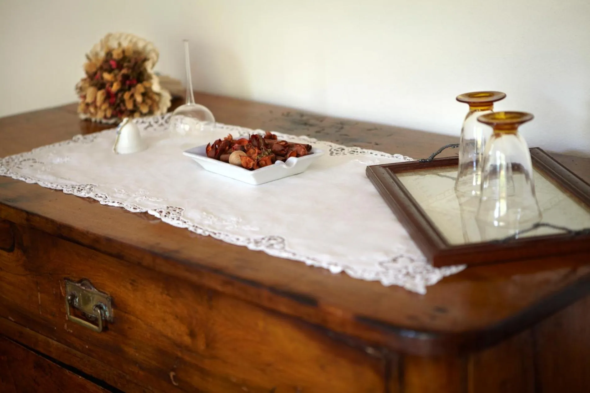 Decorative detail in Antico Borgo Sanda Lago Maggiore