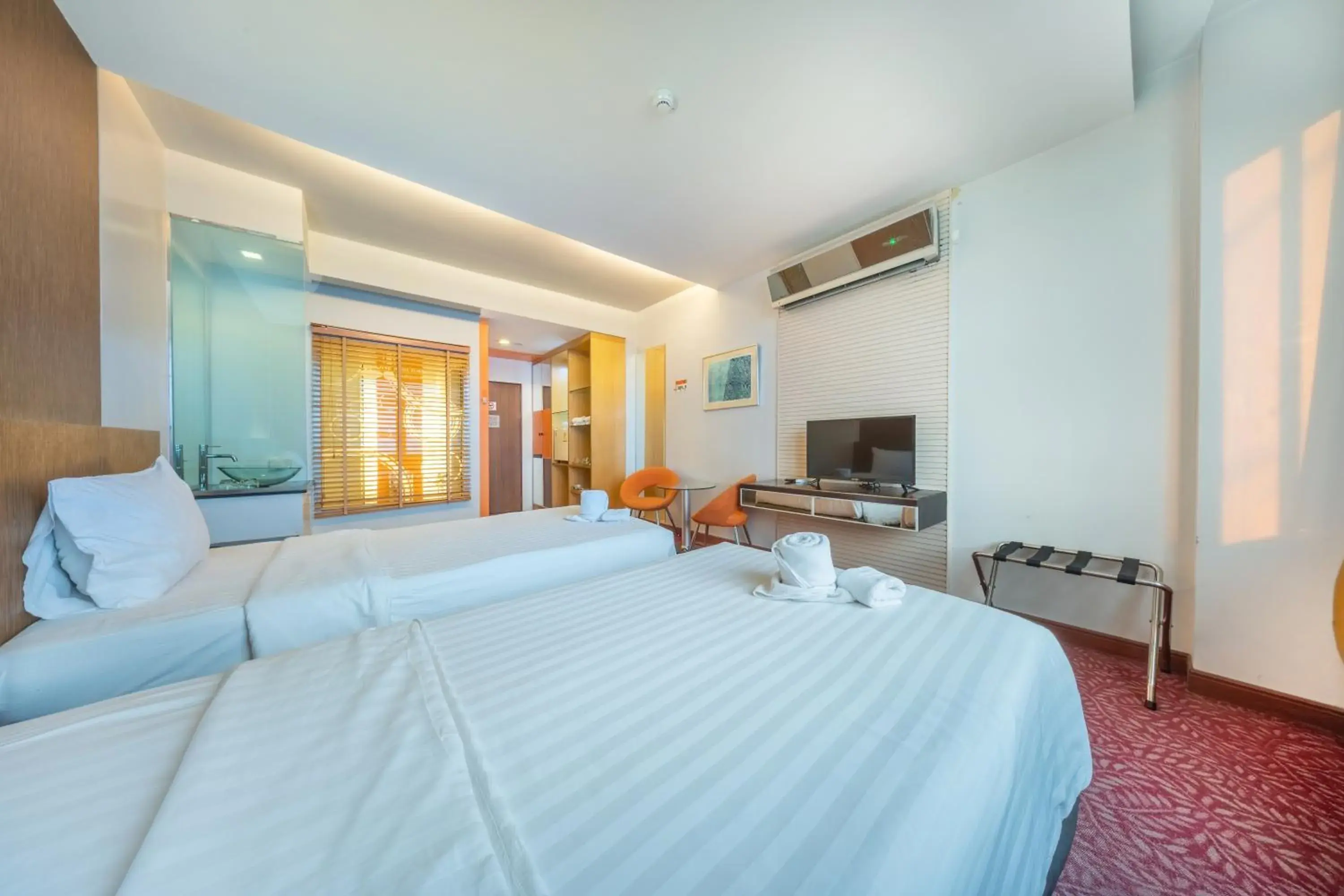 Standard Twin Room in SHIN Hotel V-ONE Korat Standard Twin Room in SHIN Hotel V-ONE Korat