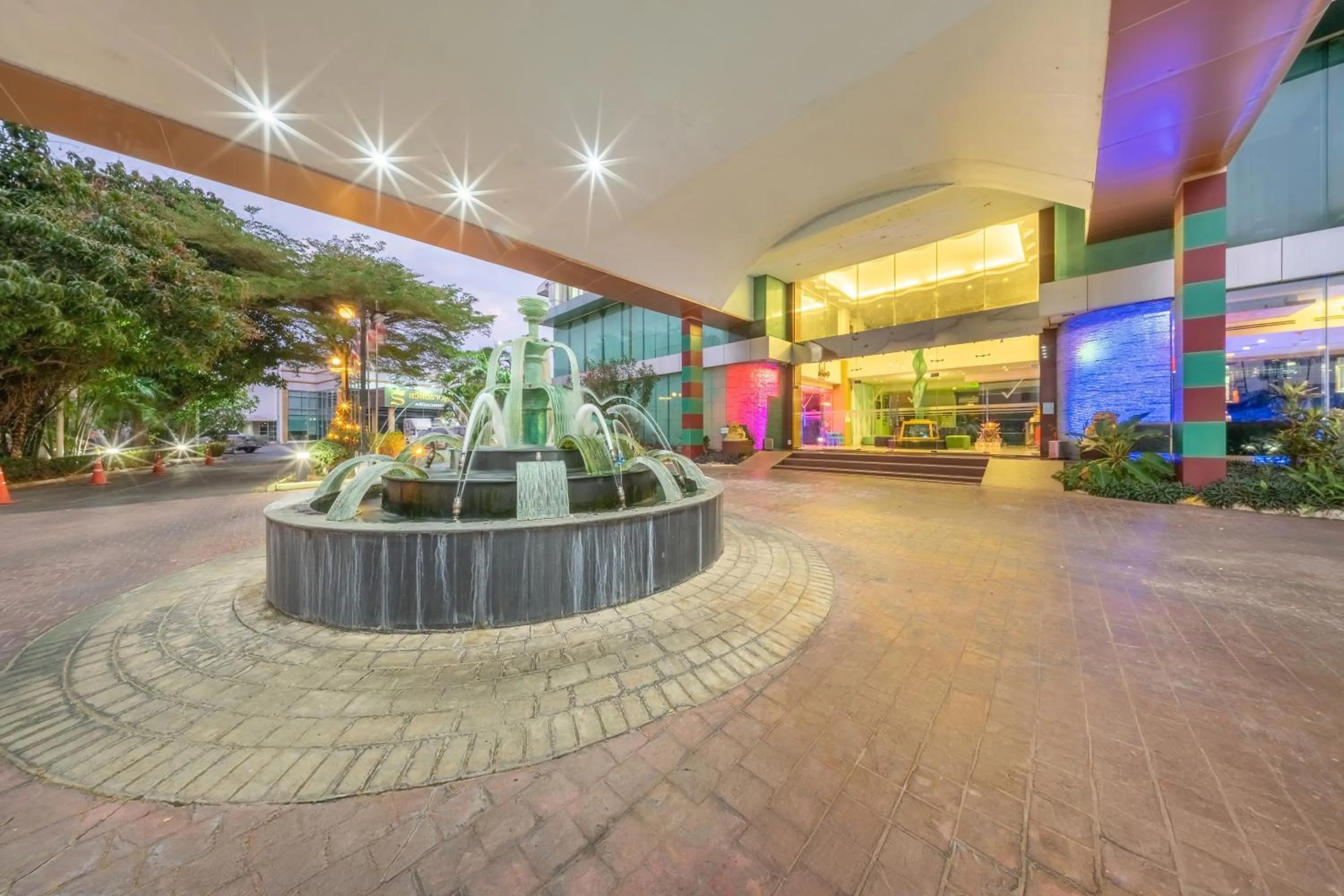 Property building in SHIN Hotel V-ONE Korat