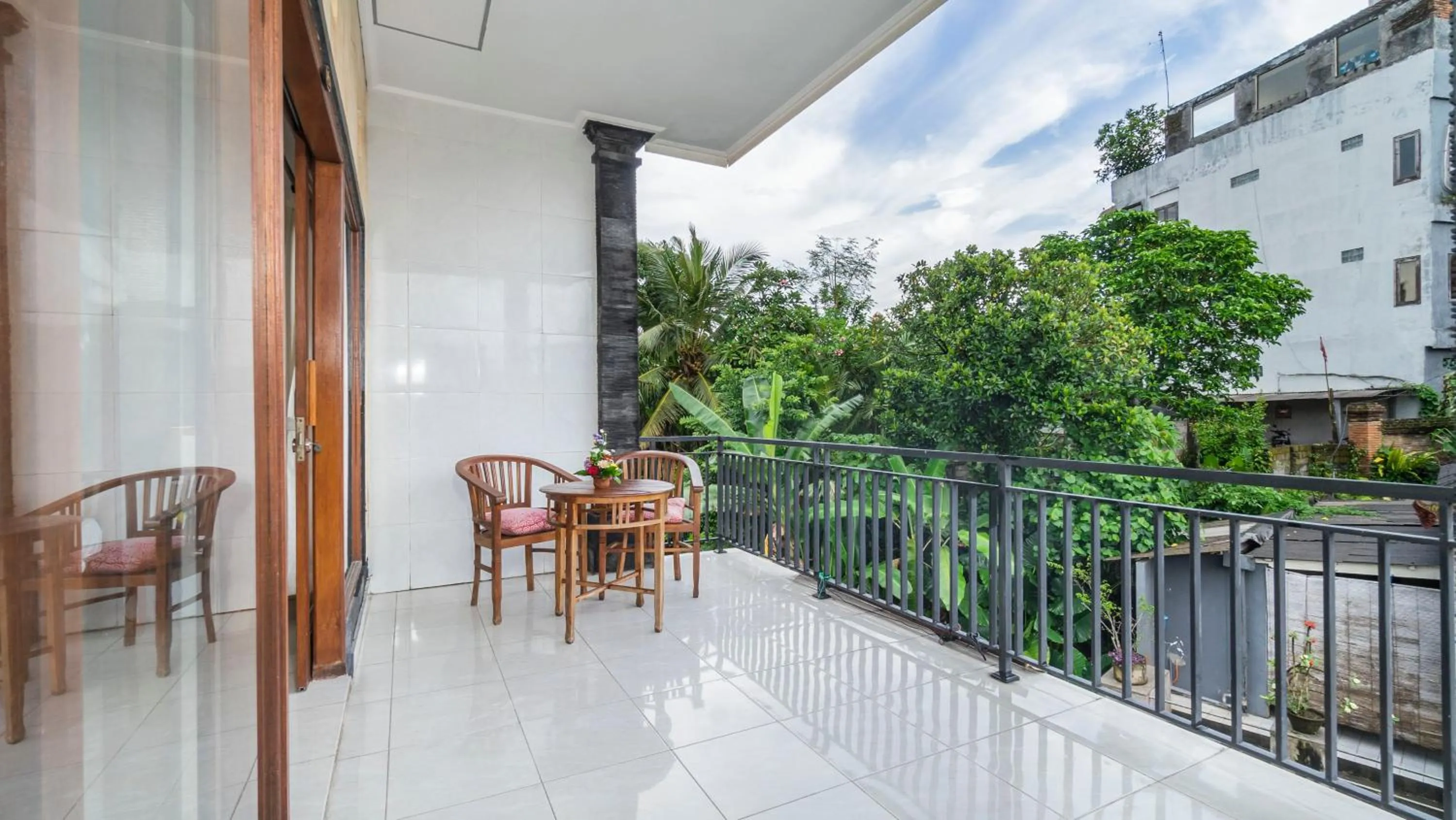 Property building in Raka House Accommodation