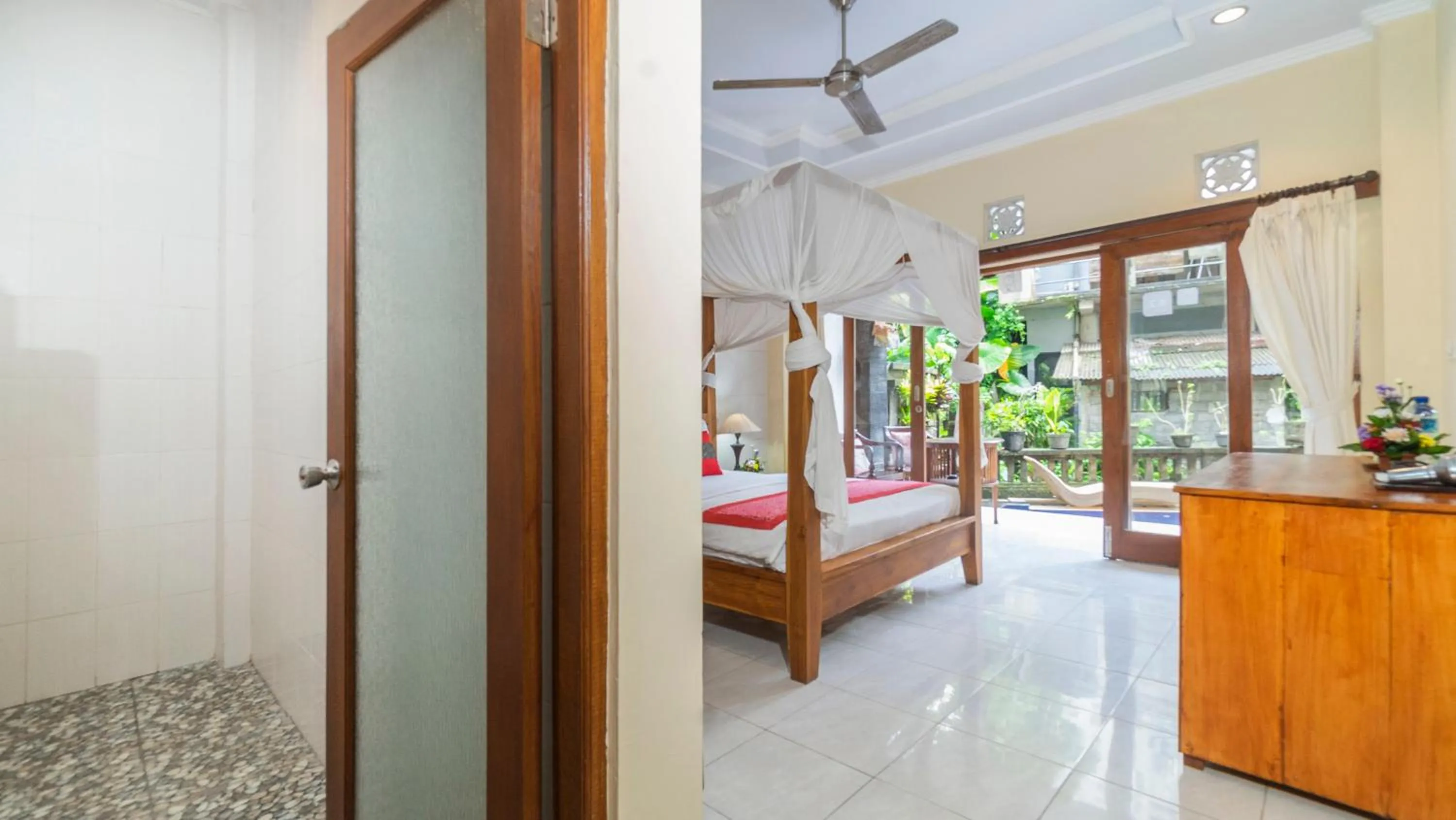 Bed in Raka House Accommodation