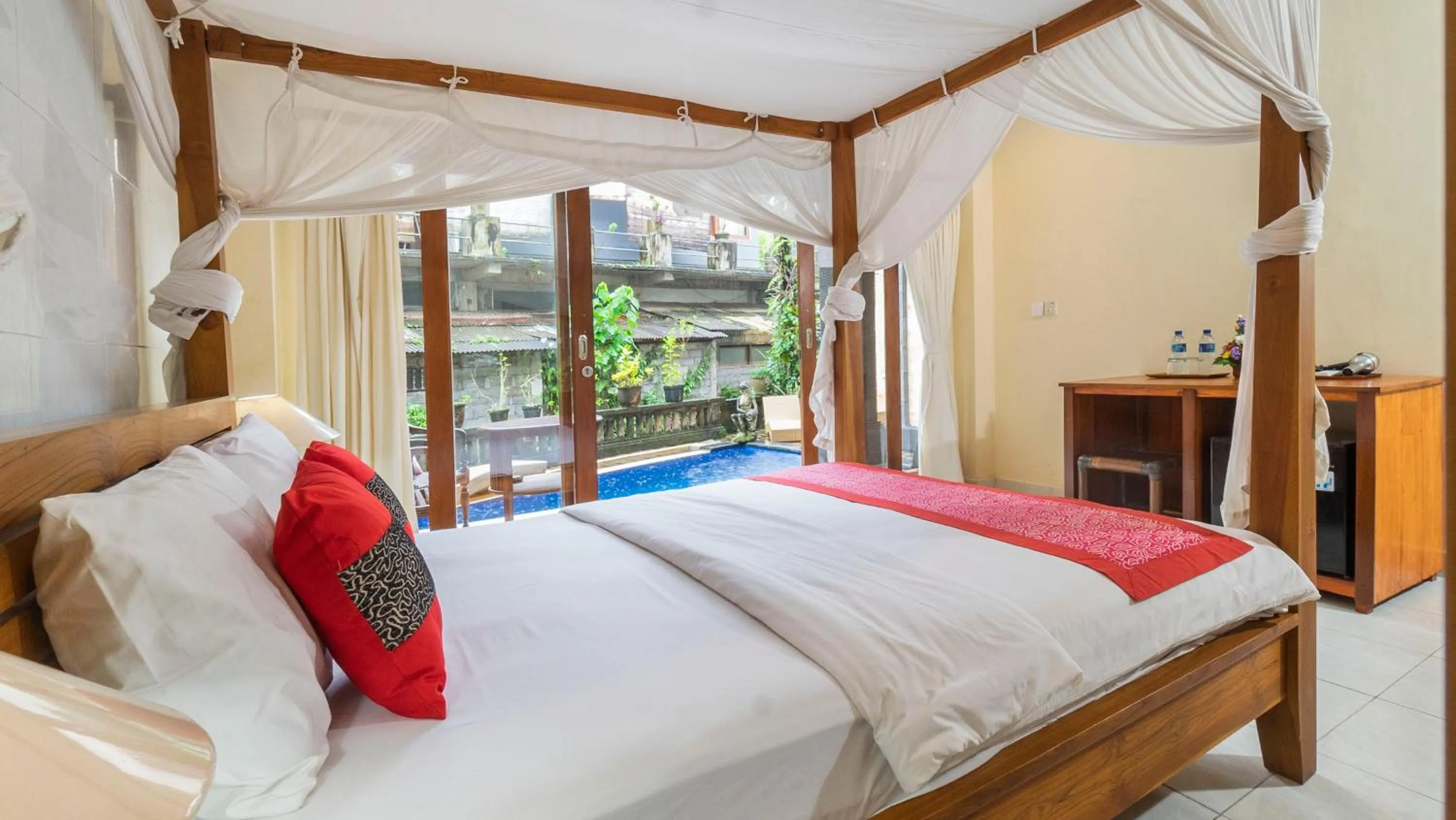 Bed in Raka House Accommodation