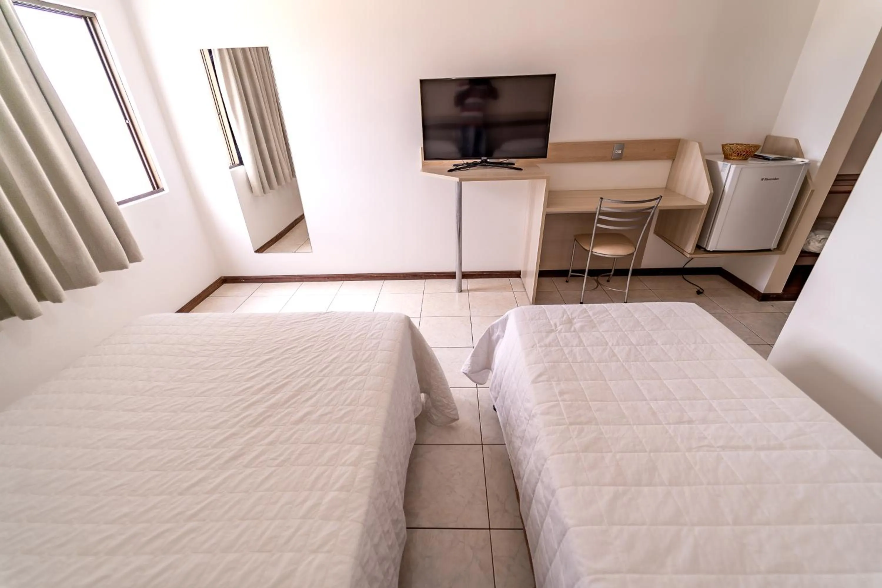 Photo of the whole room, Bed in Rios Hotel