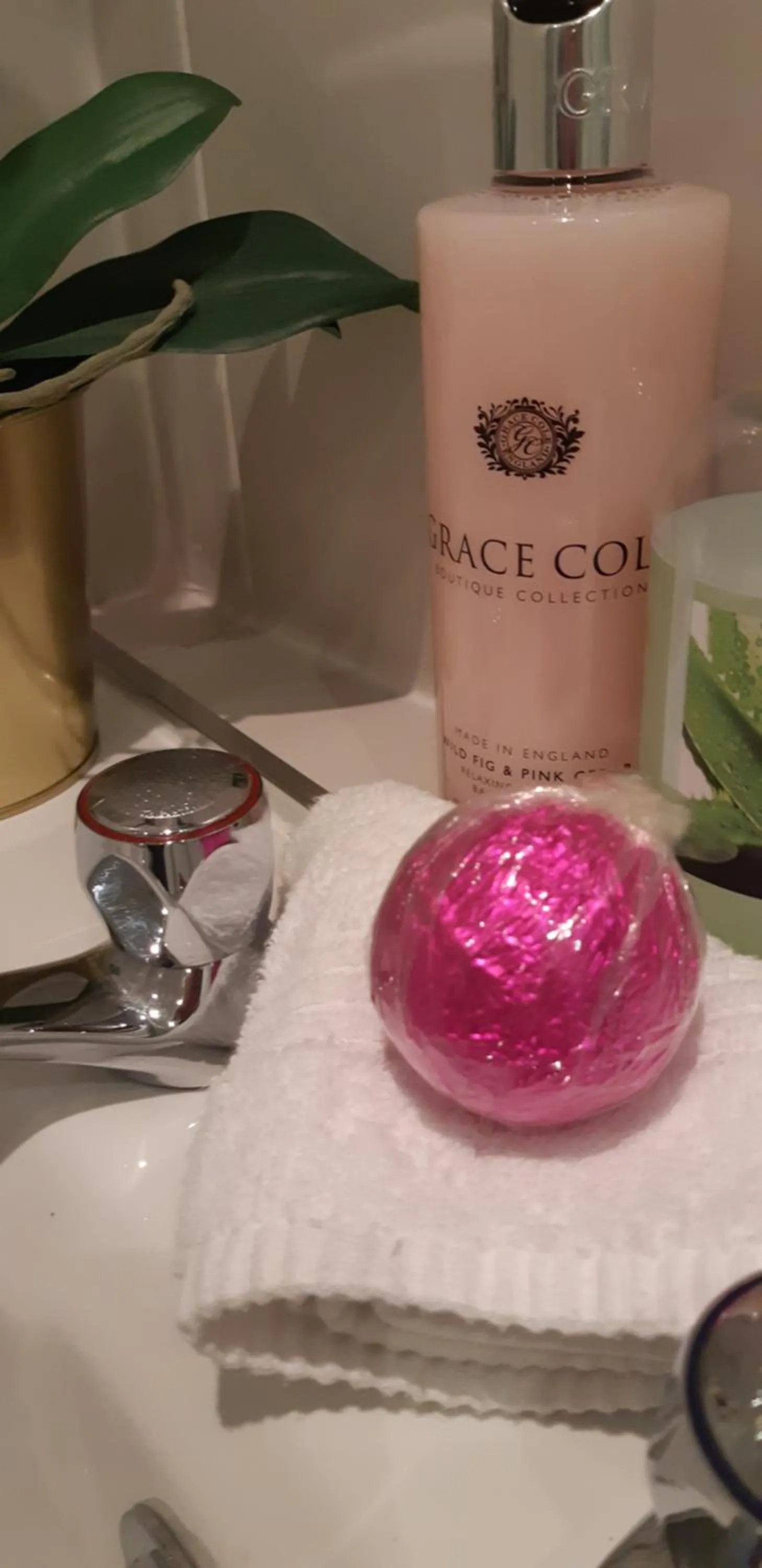 Sleep, Eat, Repeat Bed and Breakfast