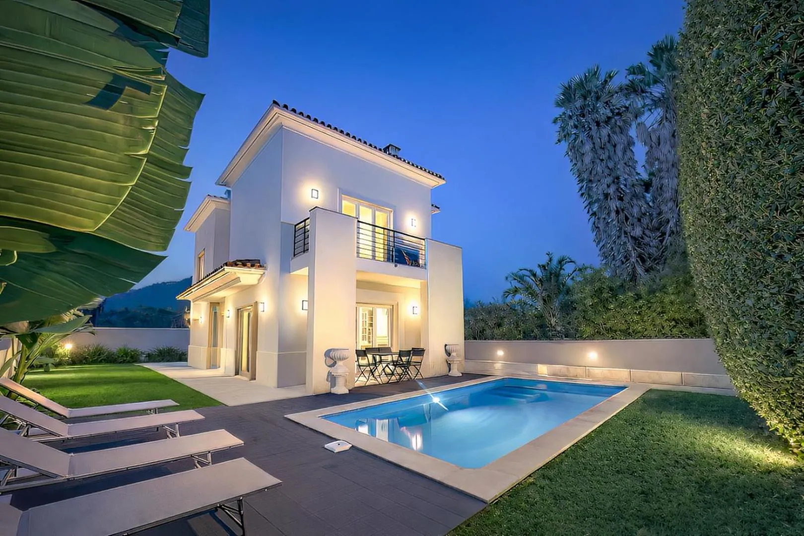 Sintra Dream Garden Villa near Cascais