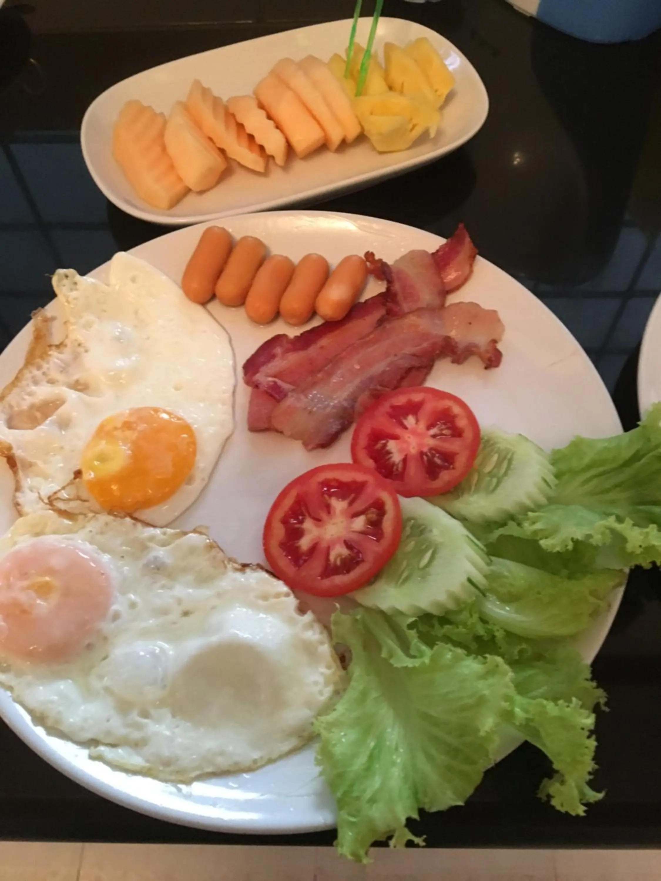 Continental breakfast in White Elephant Resort
