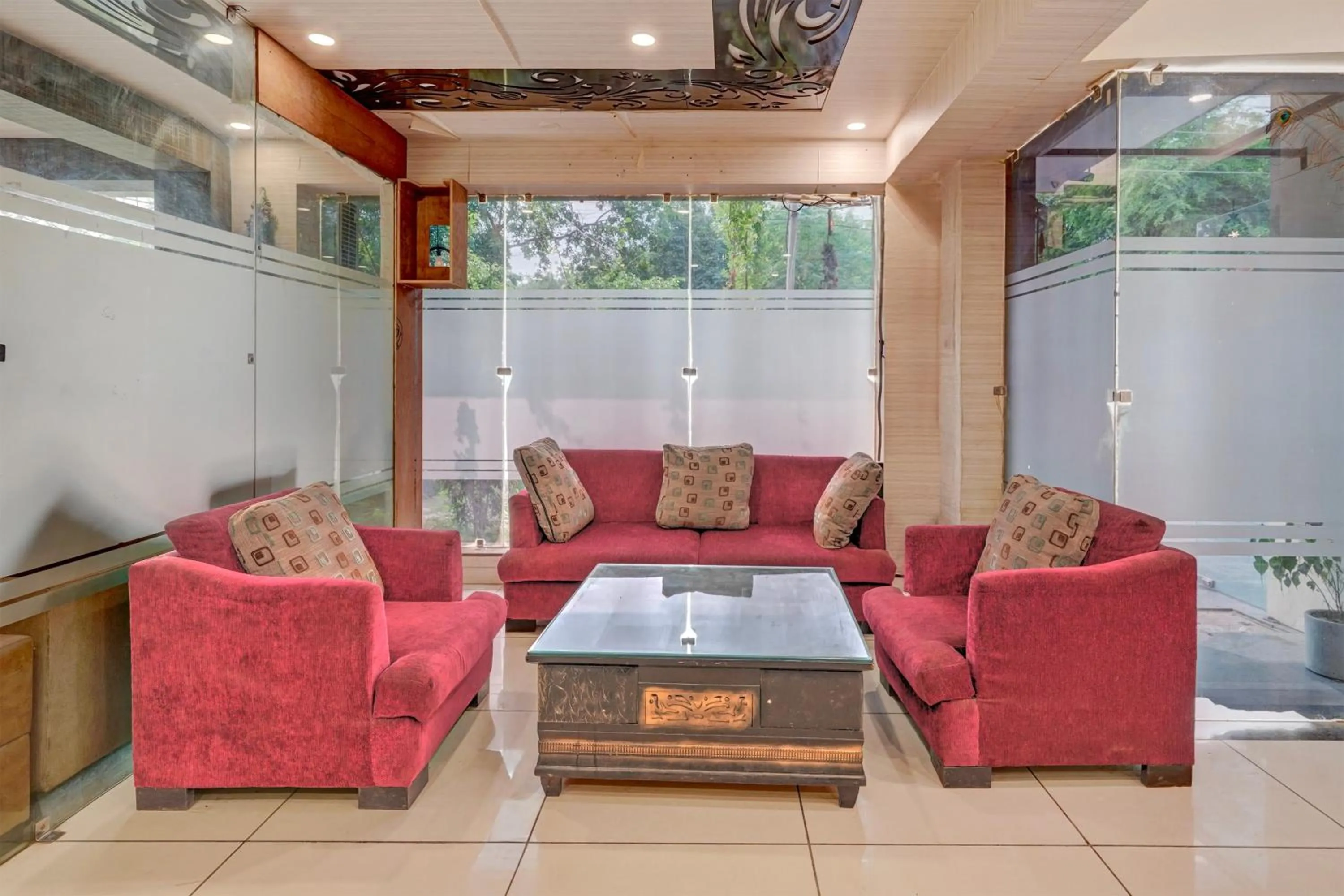 Lobby or reception in Townhouse Sector 47 Near Medanta