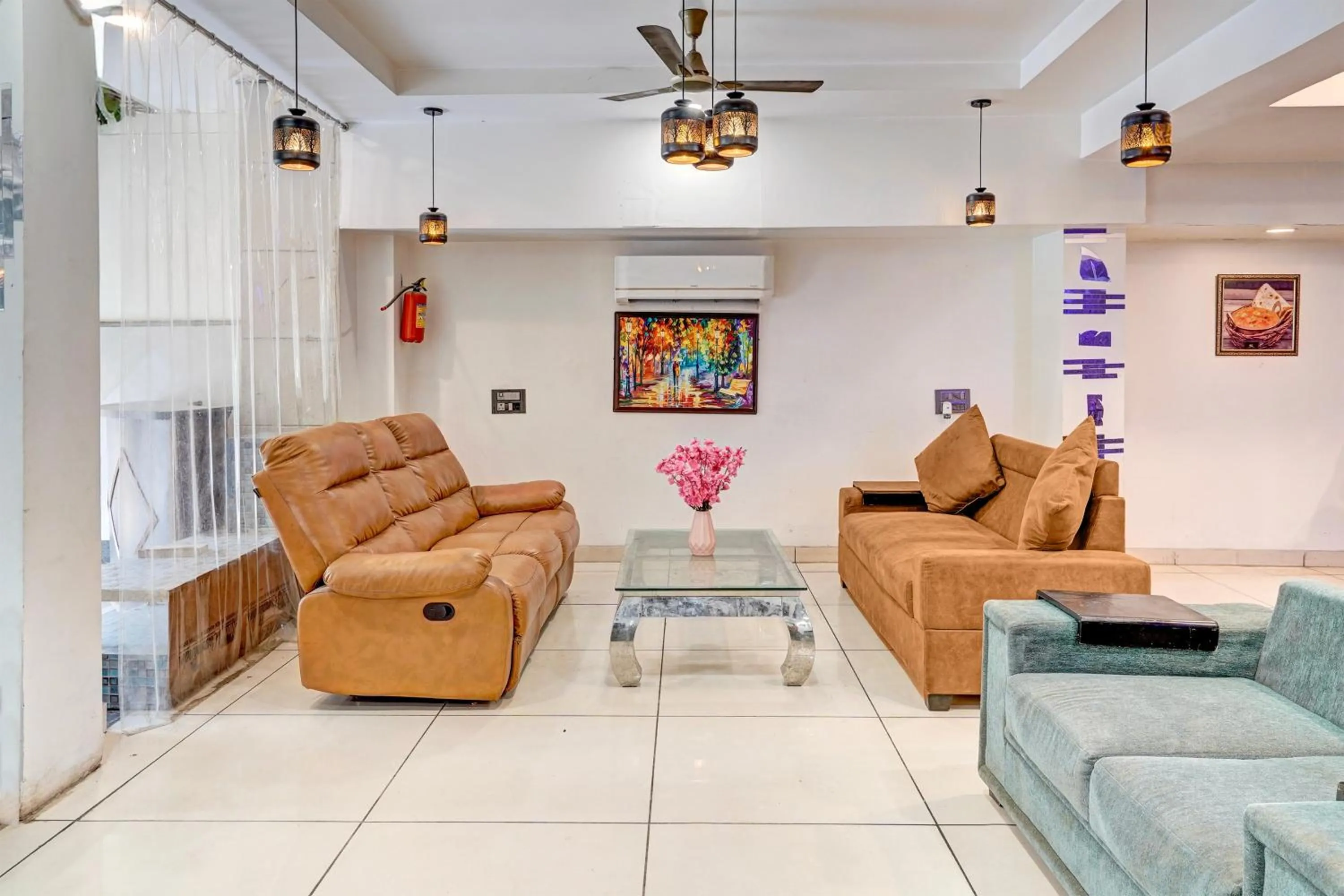 Lobby or reception in Townhouse Sector 47 Near Medanta