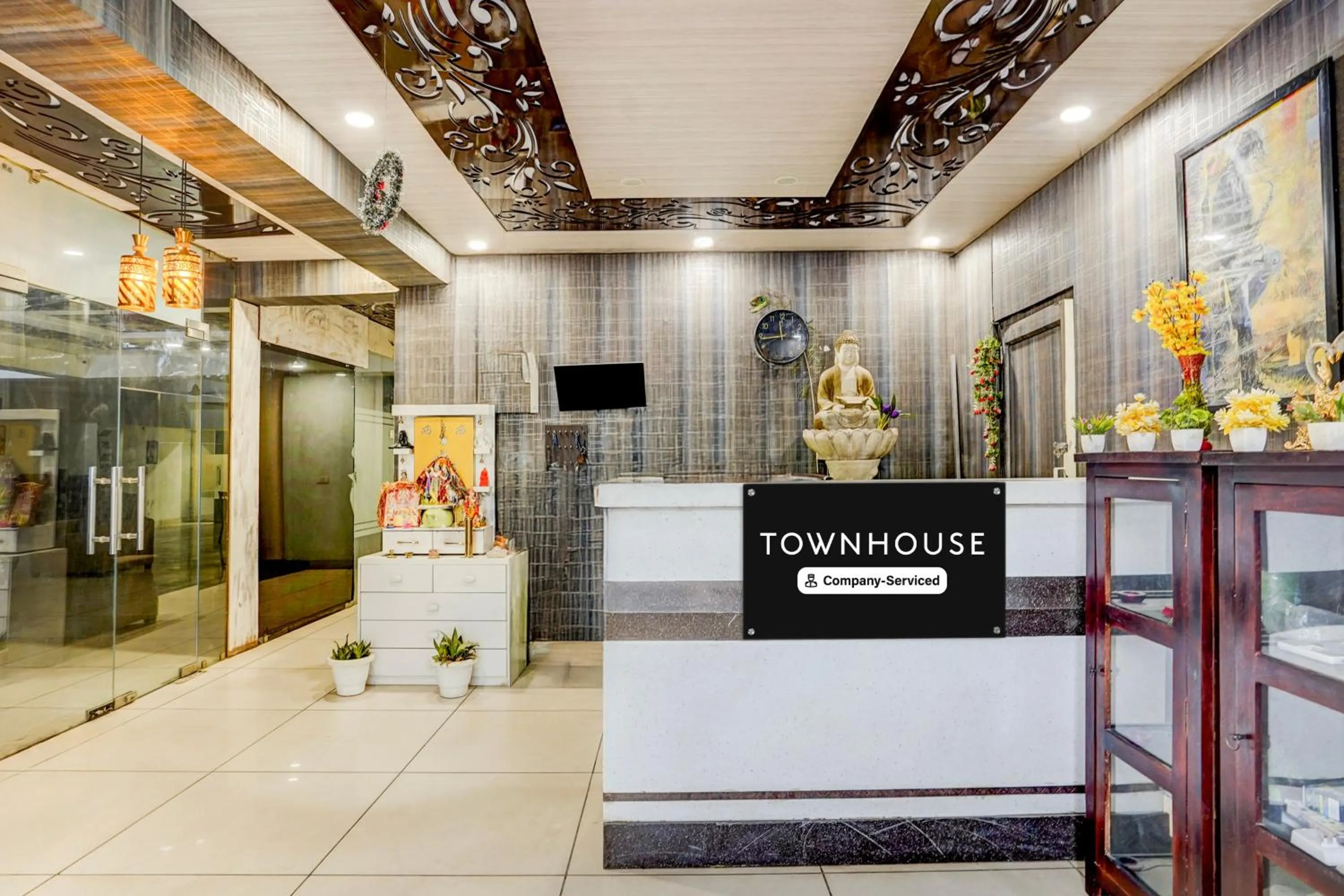 Lobby or reception in Townhouse Sector 47 Near Medanta