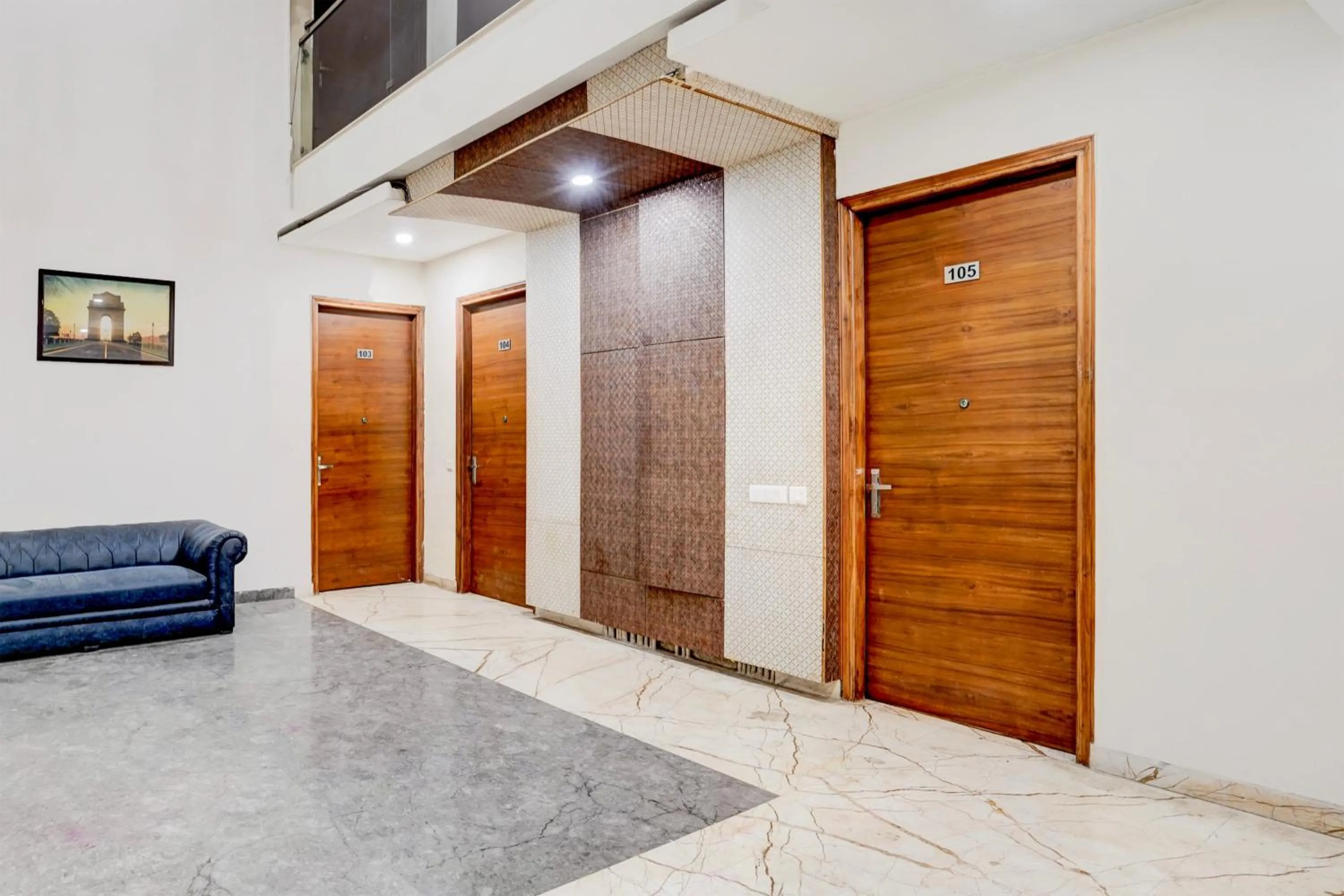 Lobby or reception in Townhouse Sector 47 Near Medanta