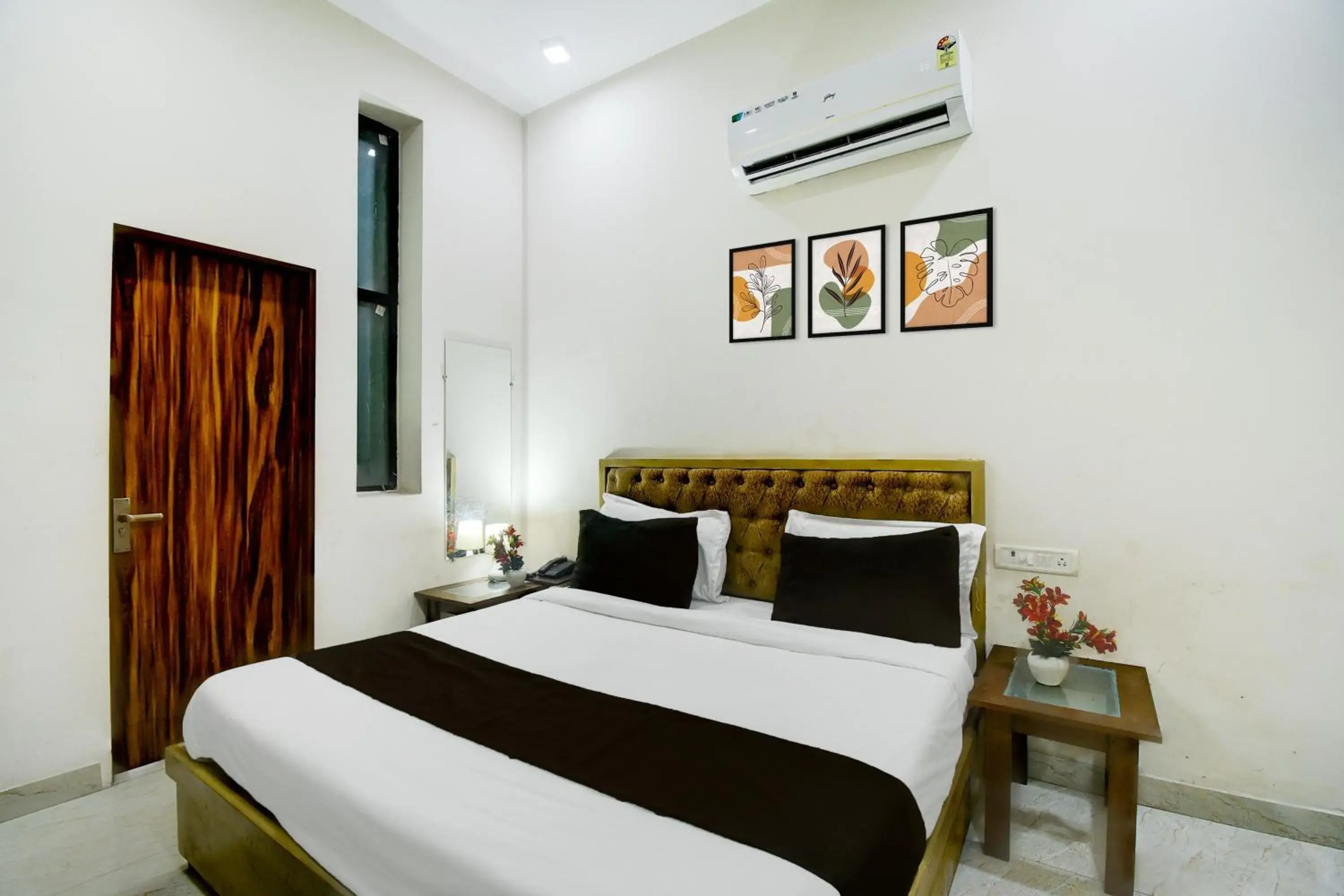 Classic Triple Room - single occupancy in Hotel O Golden Sakura Classic Triple Room - single occupancy in Hotel O Golden Sakura
