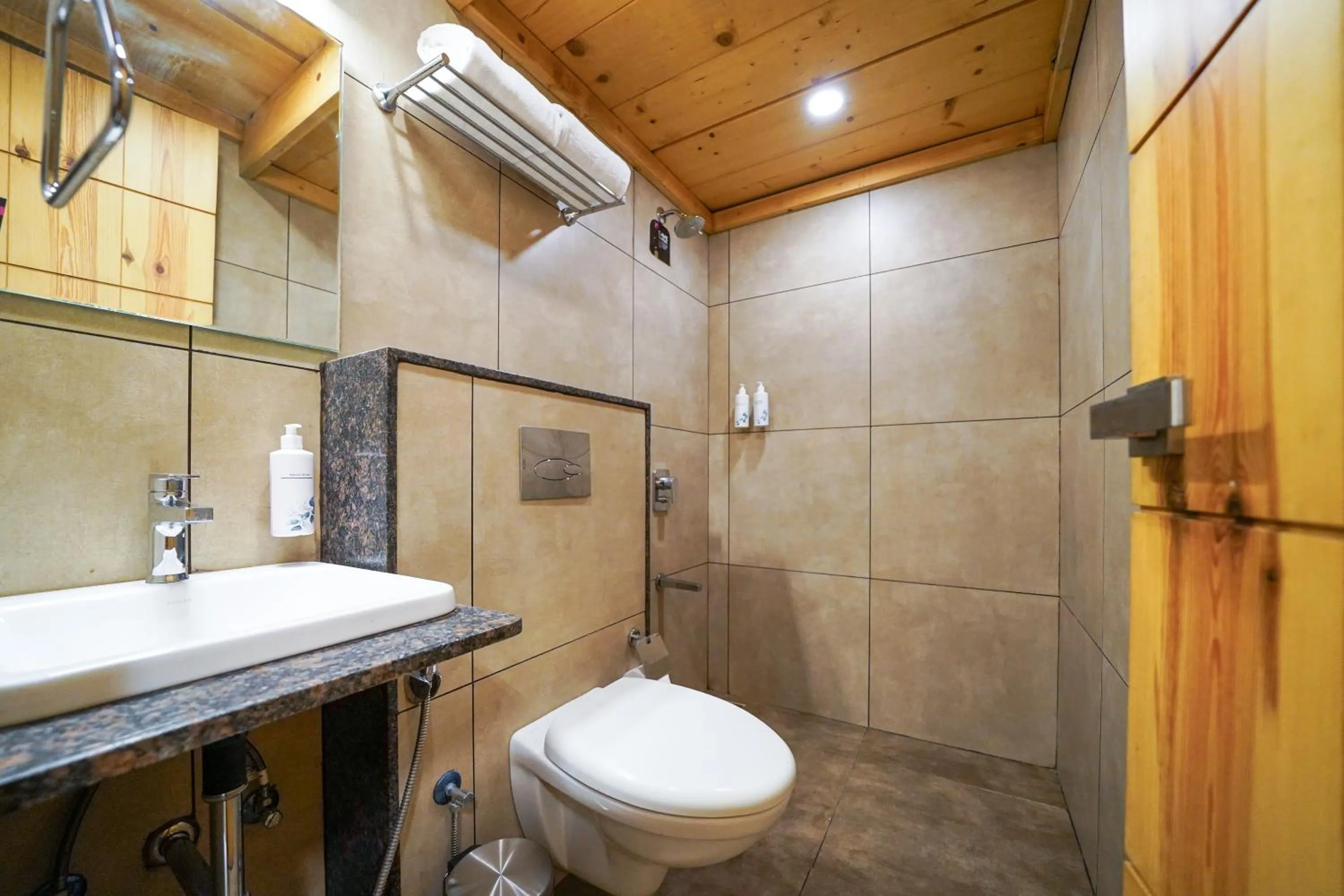 Bathroom in Open Hotel by Olive - Moka