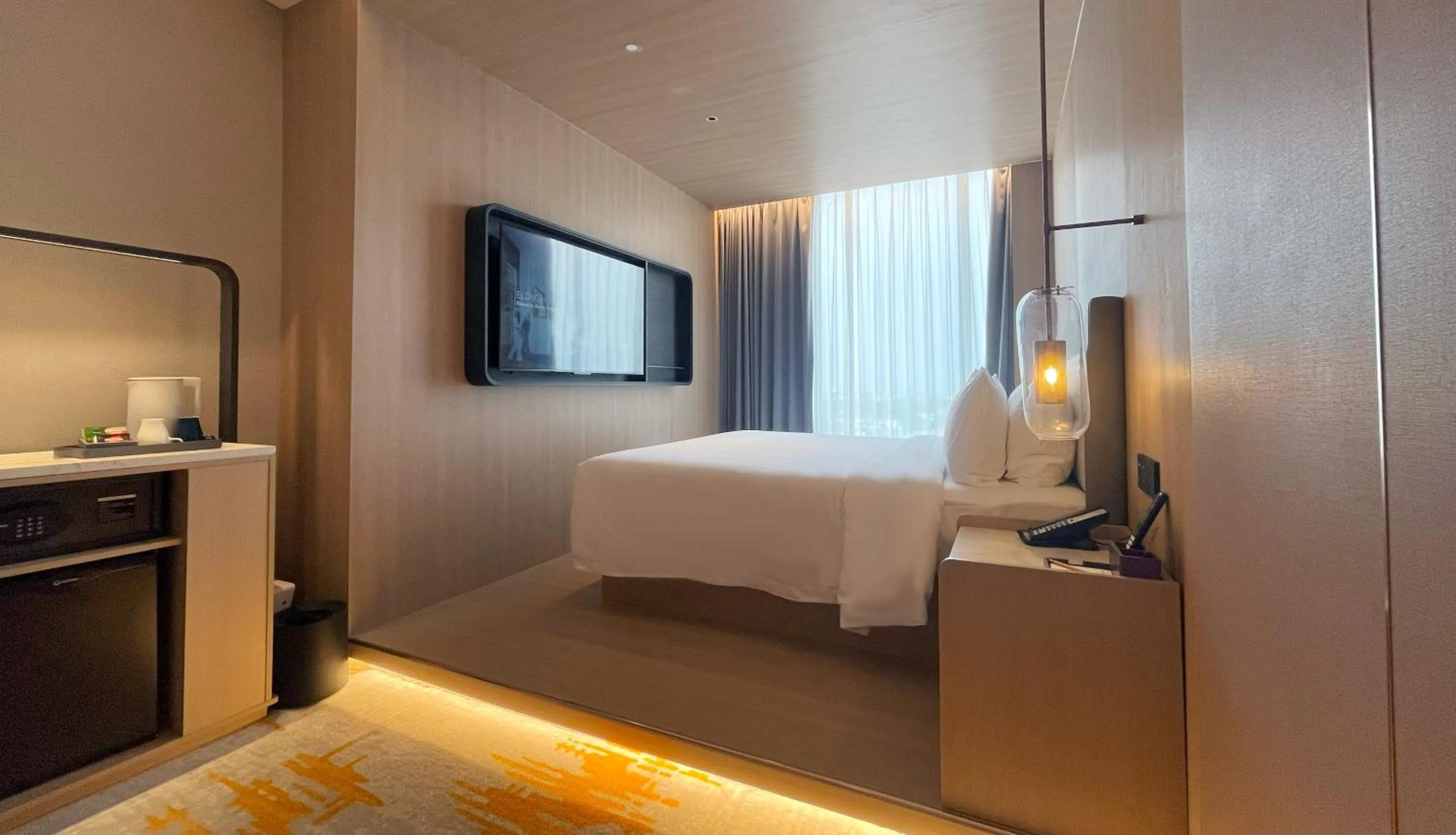 Bed in Elong Hotel Jakarta PIK