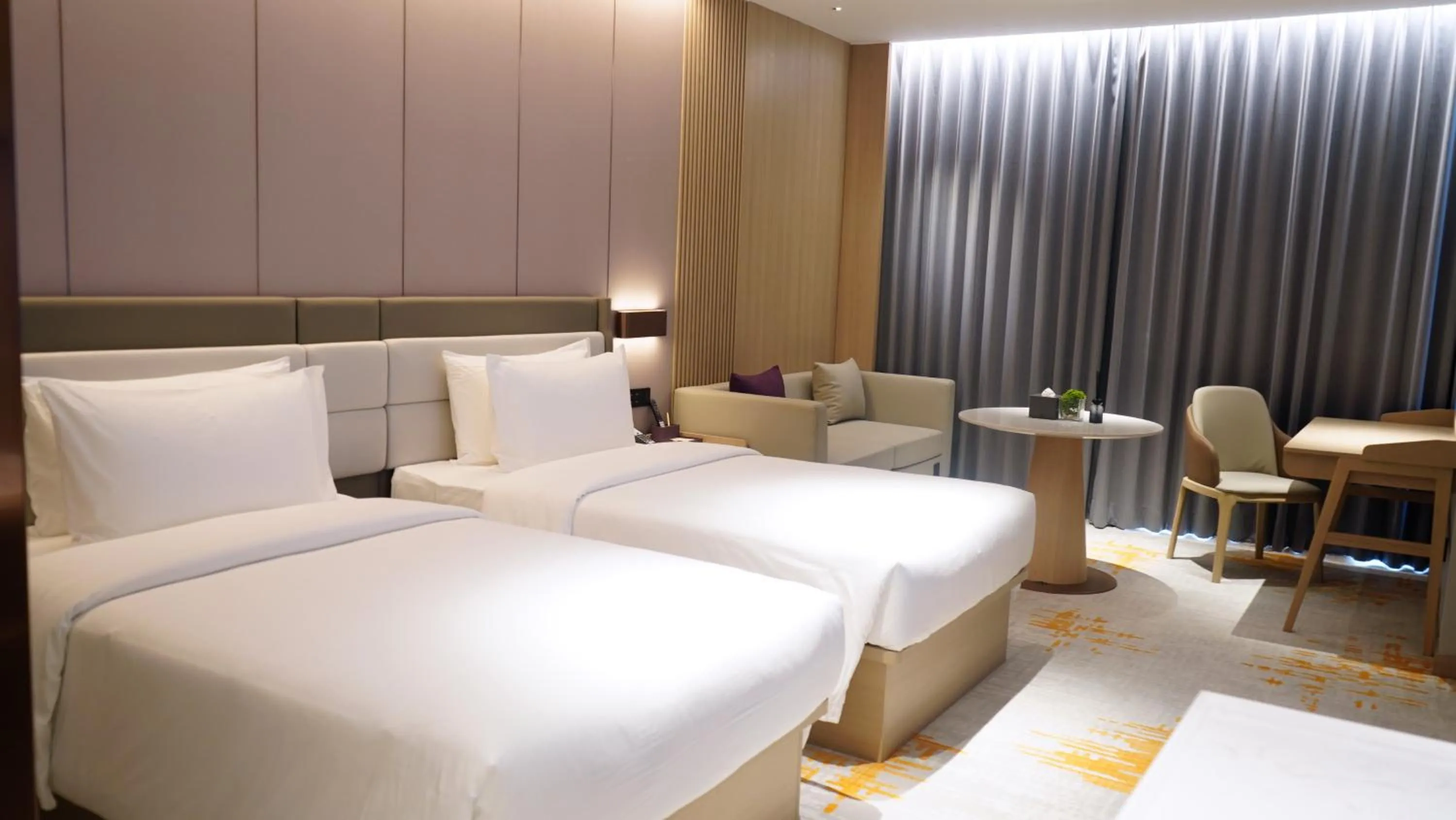 Bed in Elong Hotel Jakarta PIK