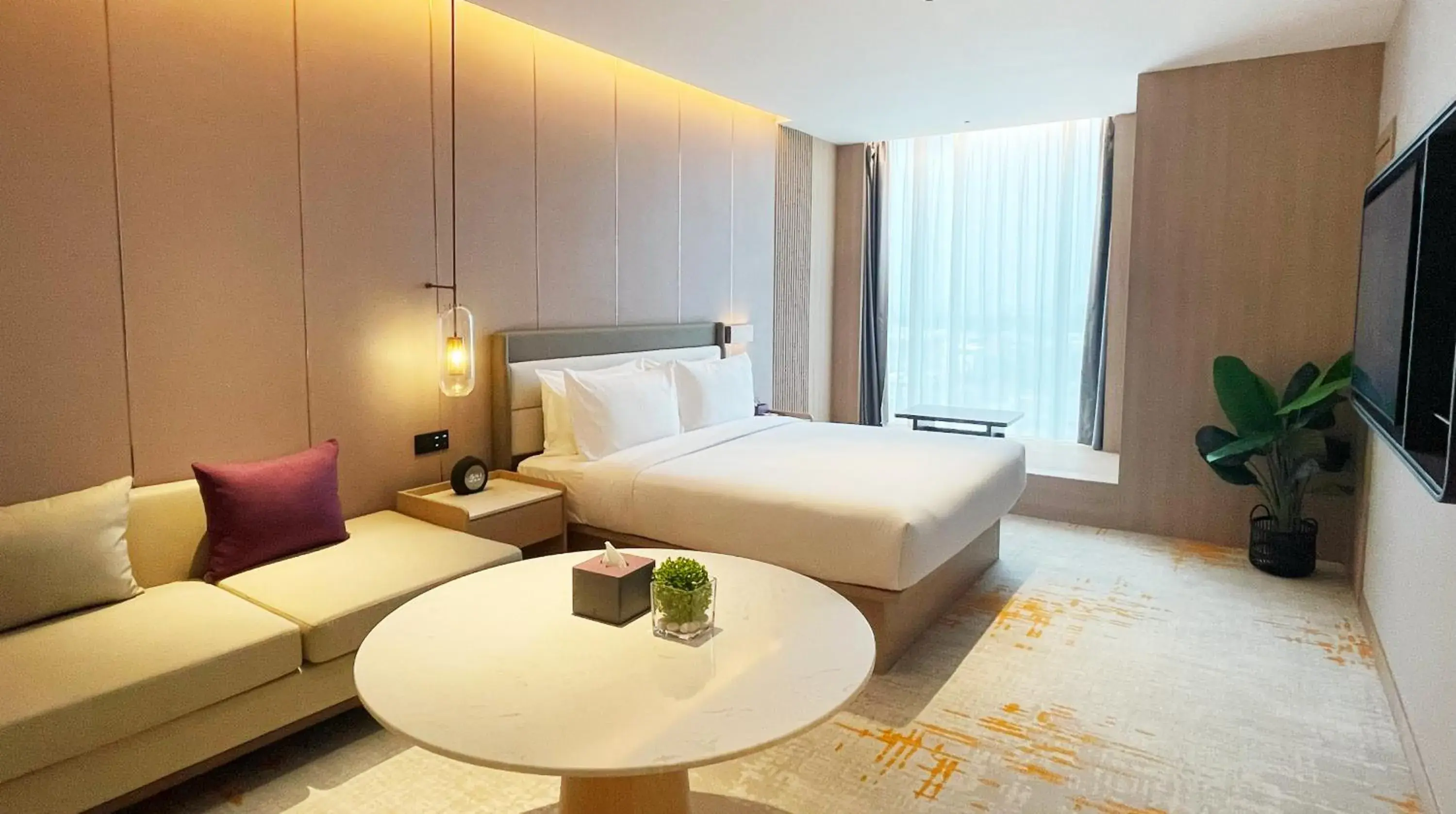 Deluxe Room in Elong Hotel Jakarta PIK Deluxe Room in Elong Hotel Jakarta PIK