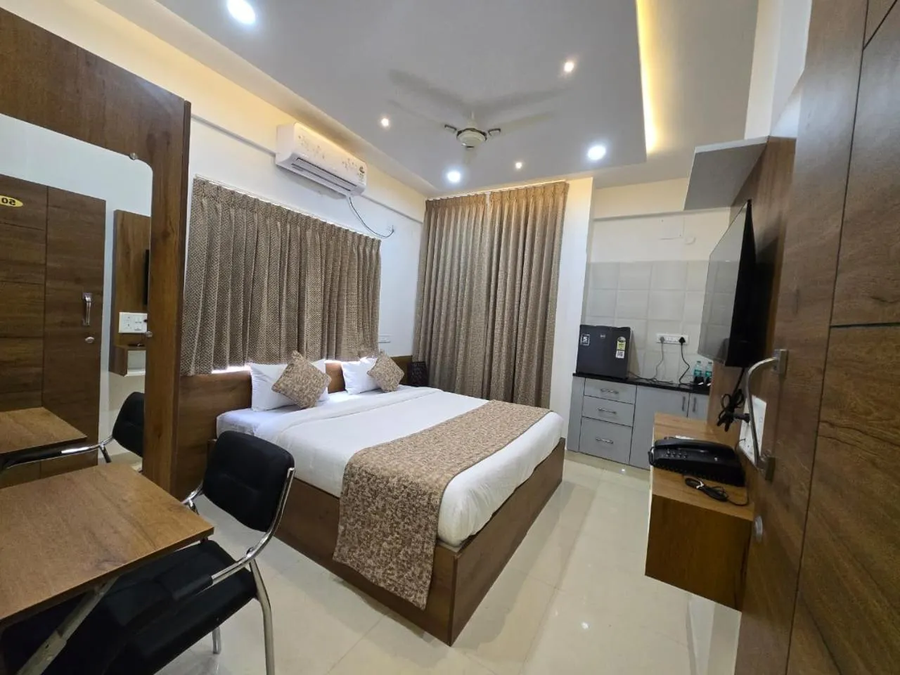 Daffodil Suites by RHLV