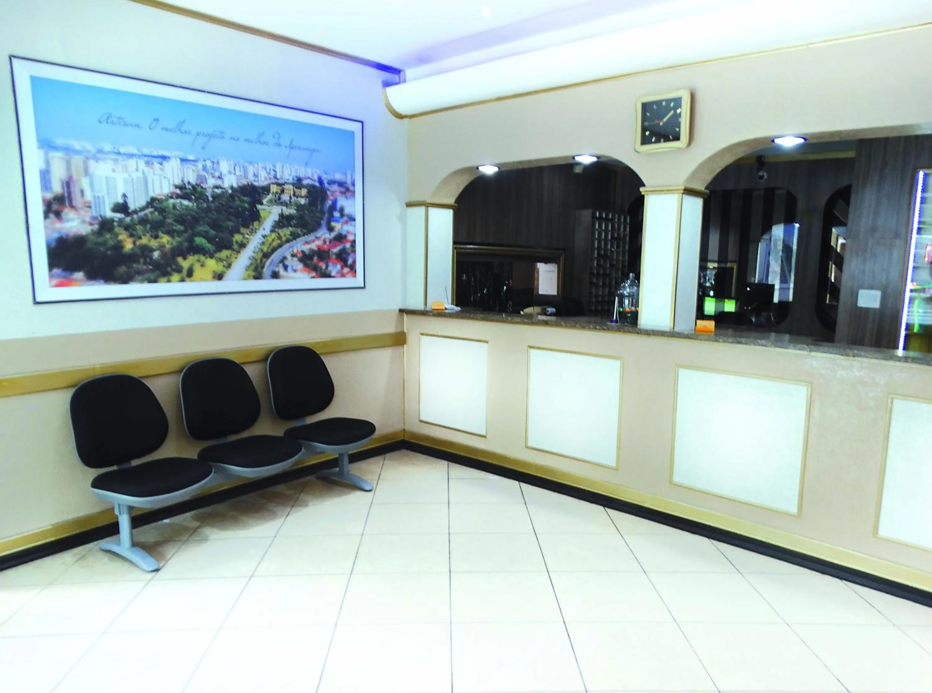 Breakfast in Hotel Ourinhos - Centro de São Paulo - Próximo 25 de Março e Brás