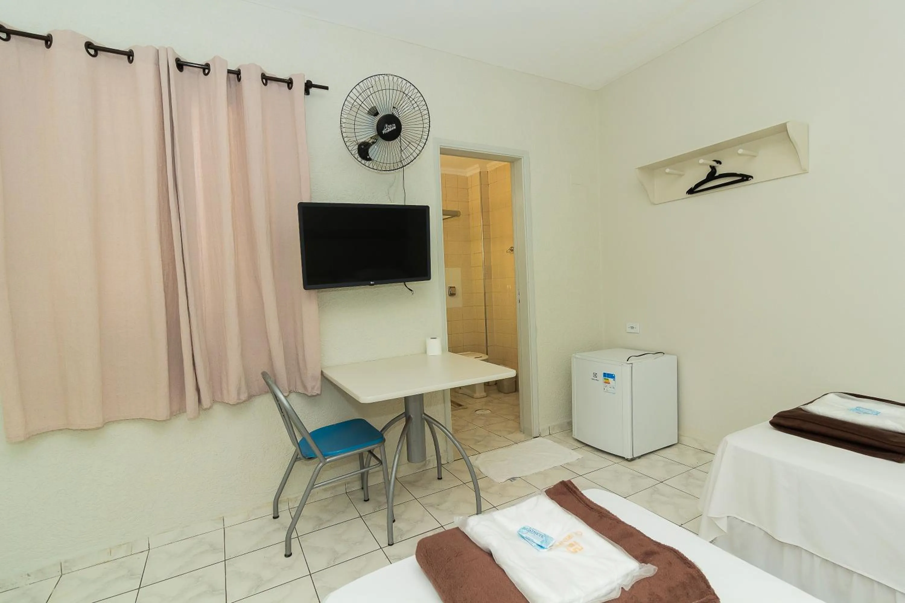 Bedroom, Bed in Hotel Ourinhos - Centro de São Paulo - Próximo 25 de Março e Brás