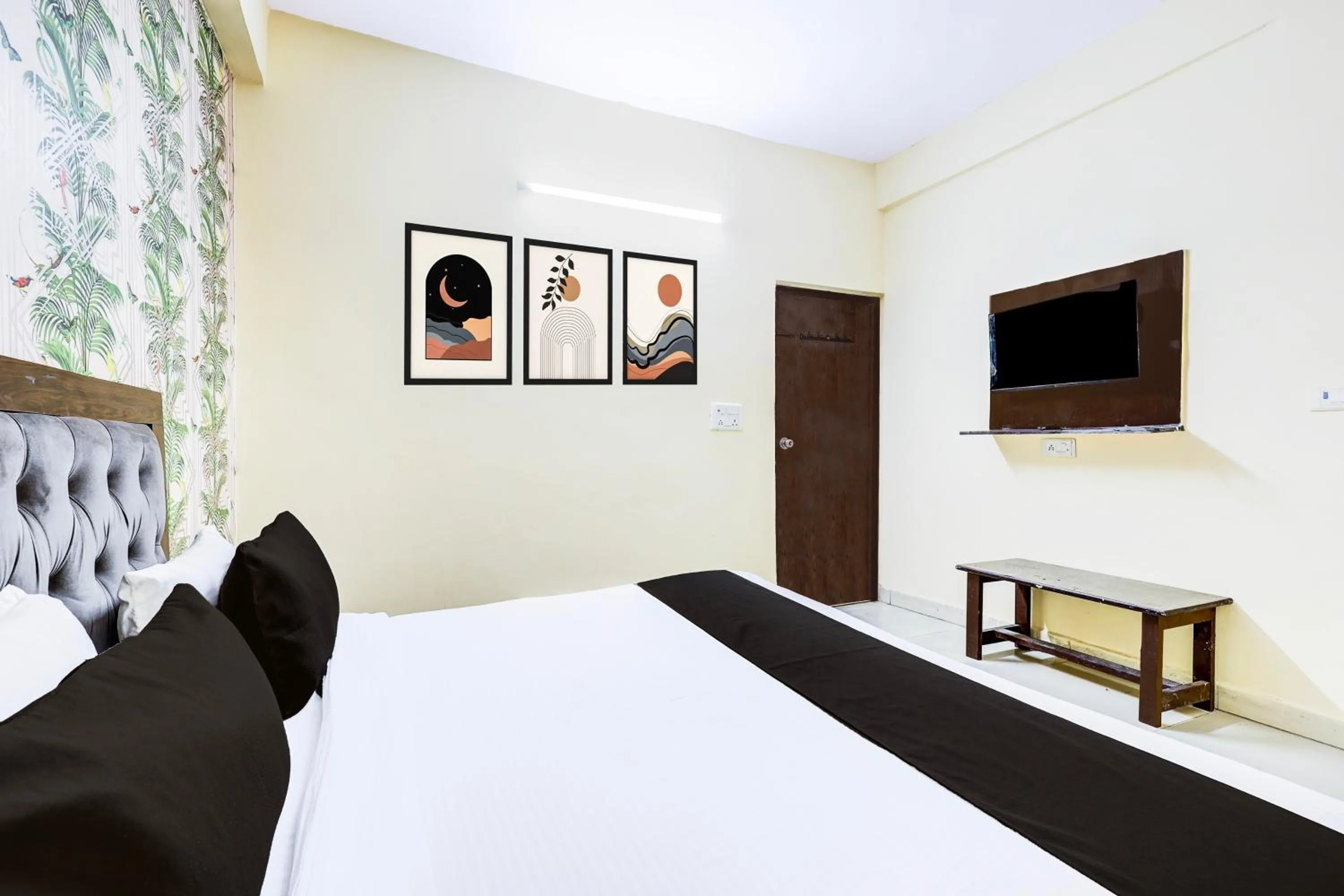 Lobby or reception, Bed in HOTEL O GALAXY