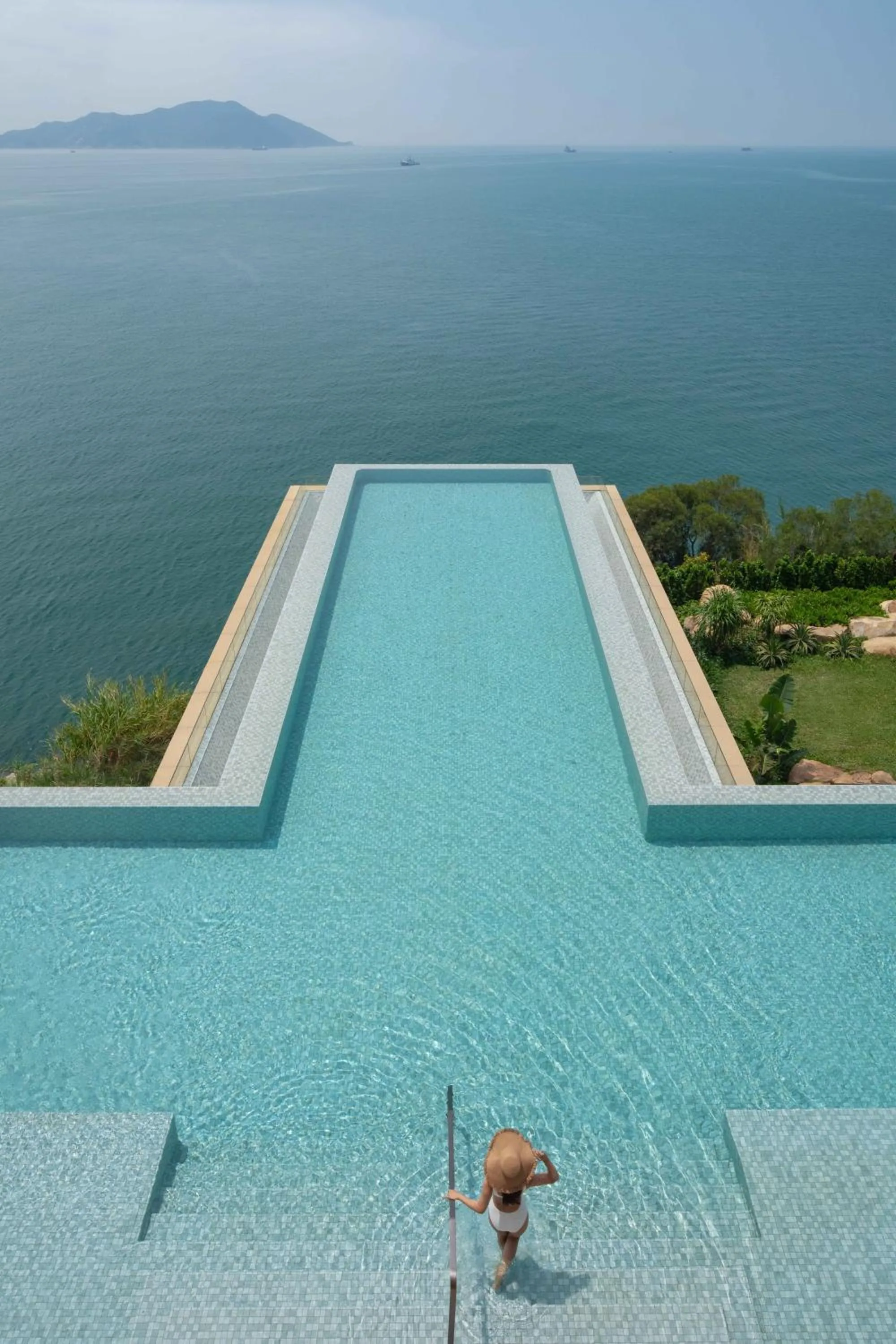 Swimming pool in Alila Dong'Ao Island Zhuhai