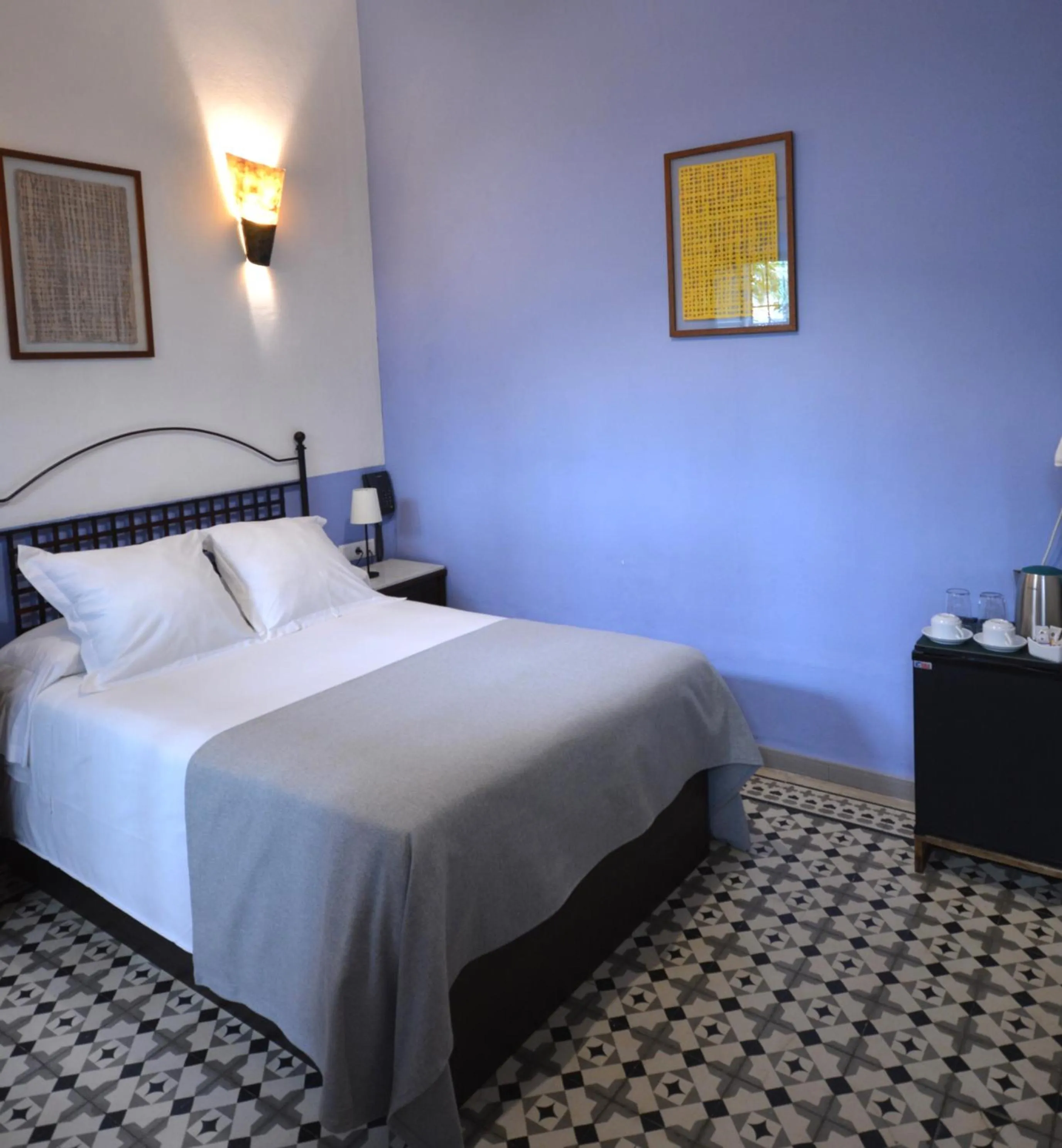Facility for disabled guests, Bed in Hotel Casa de los Azulejos