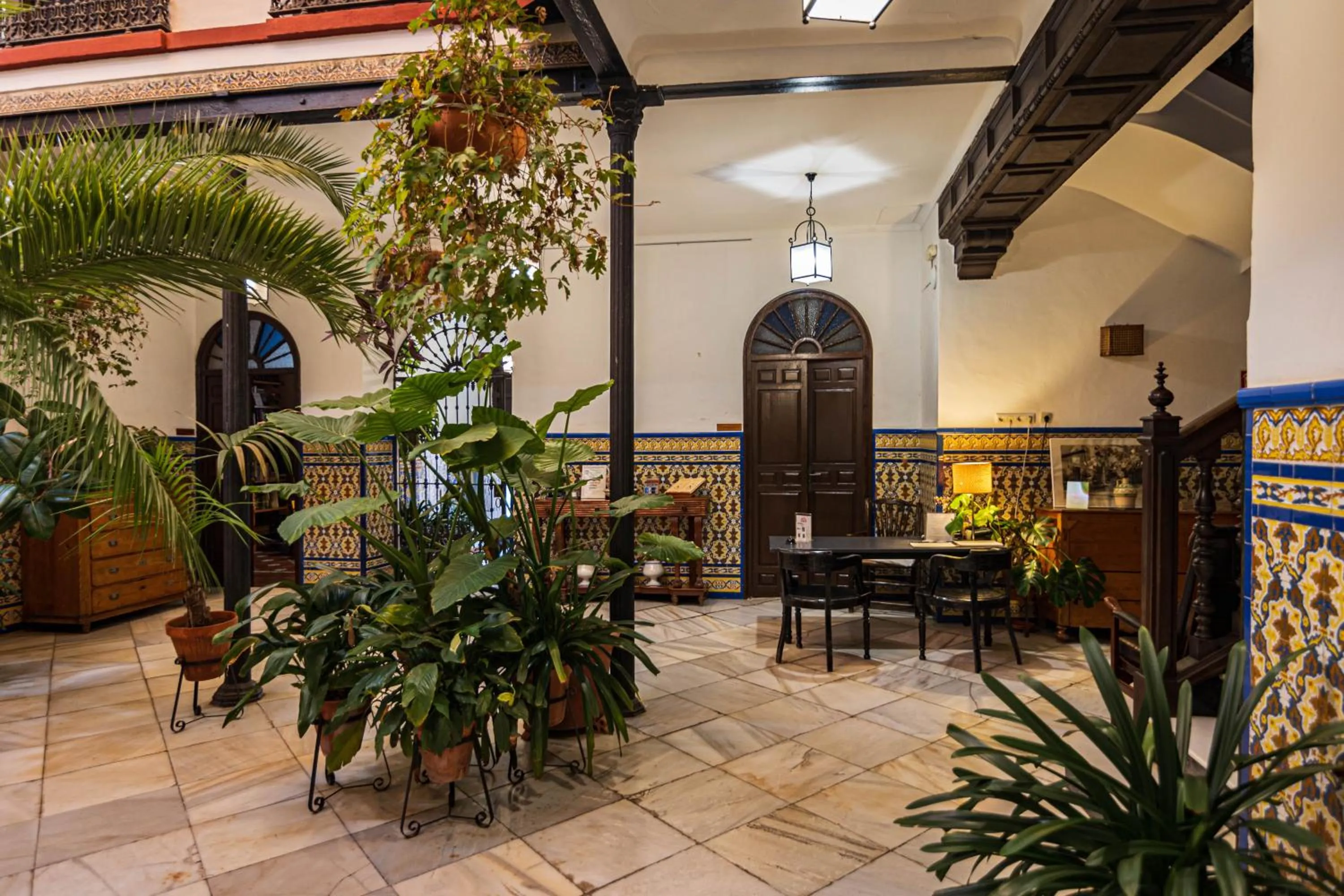 Patio in Hotel Casa de los Azulejos