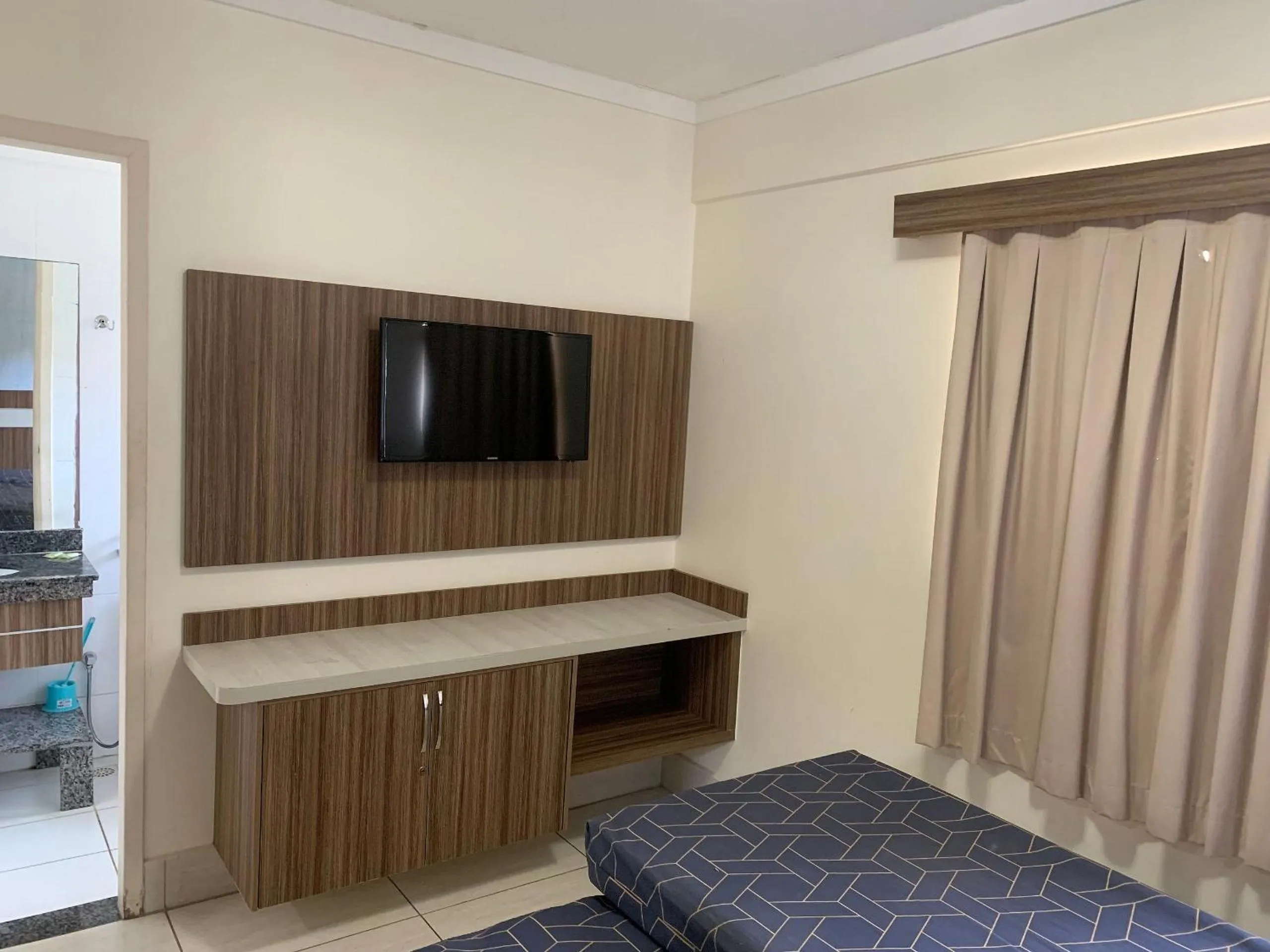 Bed in Lacqua diRoma II