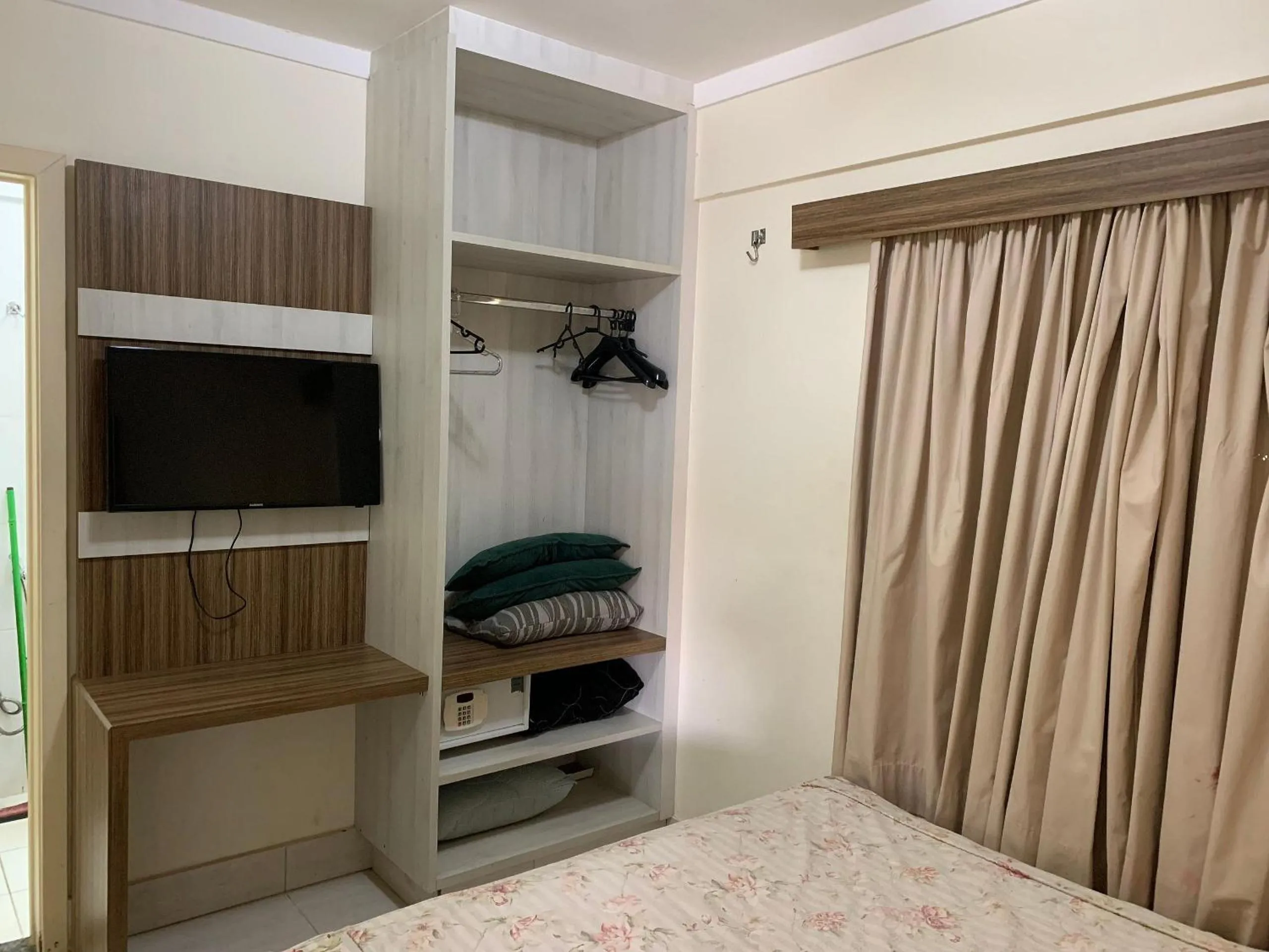 Bed in Lacqua diRoma II