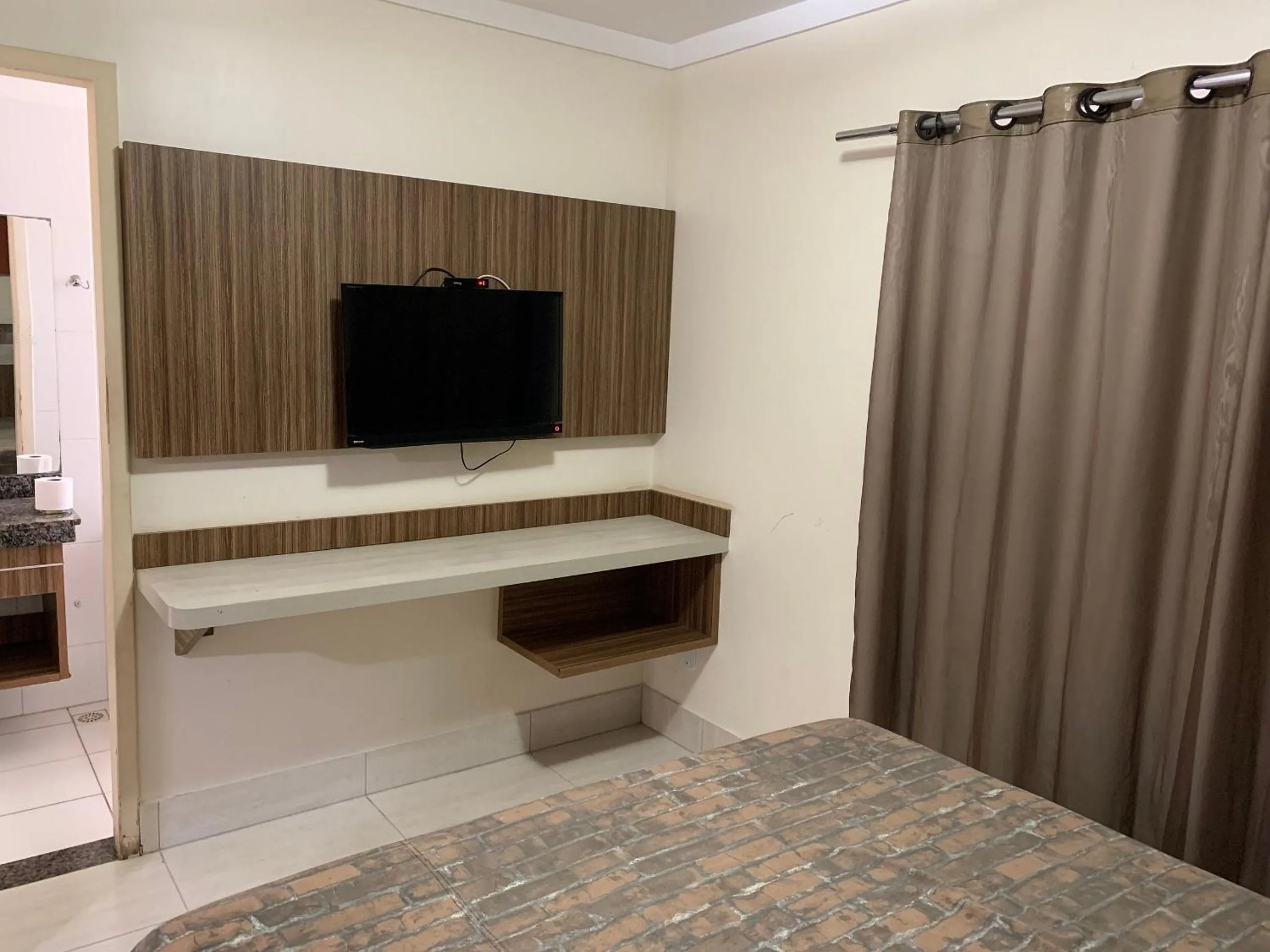 TV and multimedia in Lacqua diRoma II