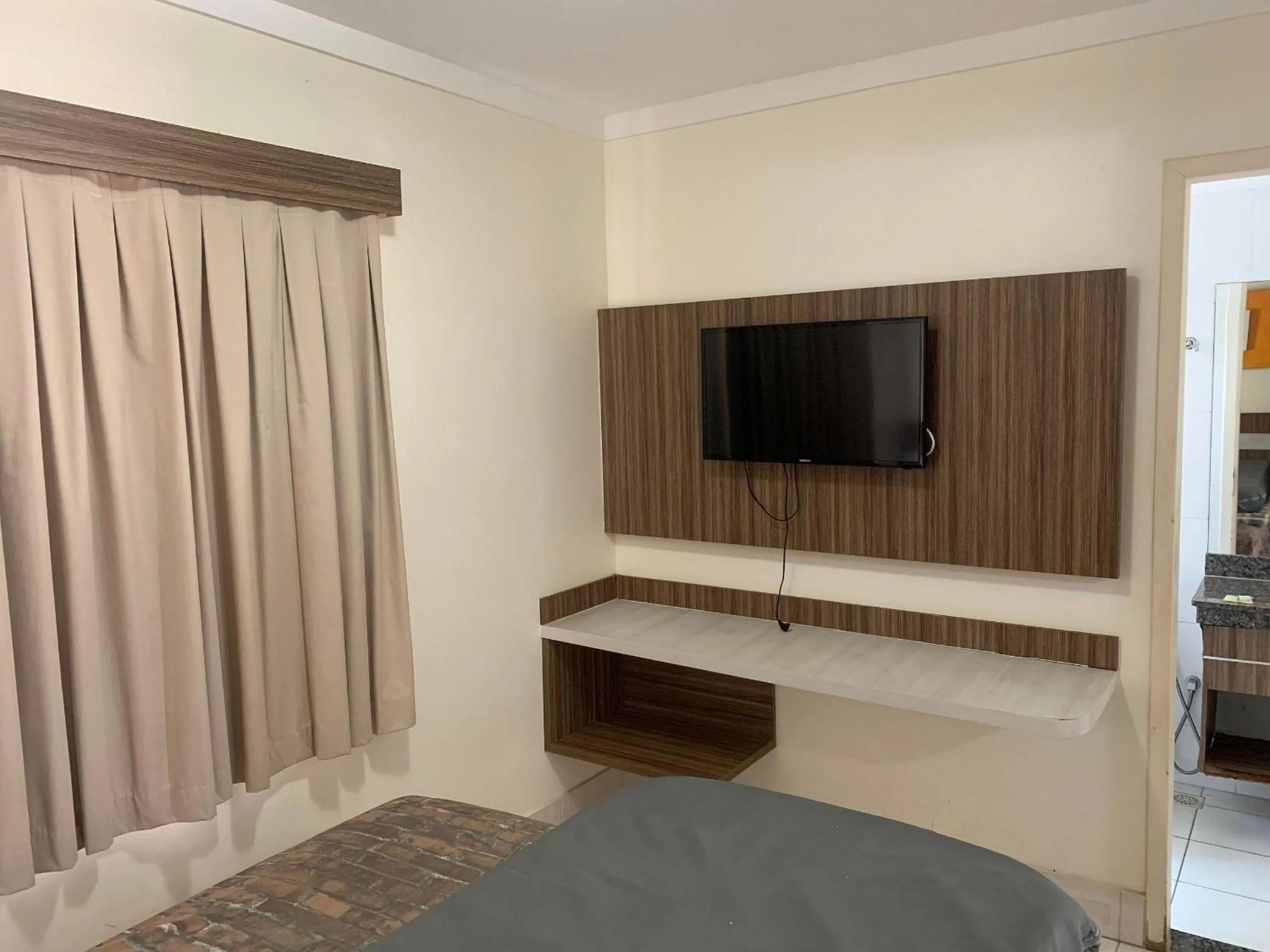 Bed in Lacqua diRoma II