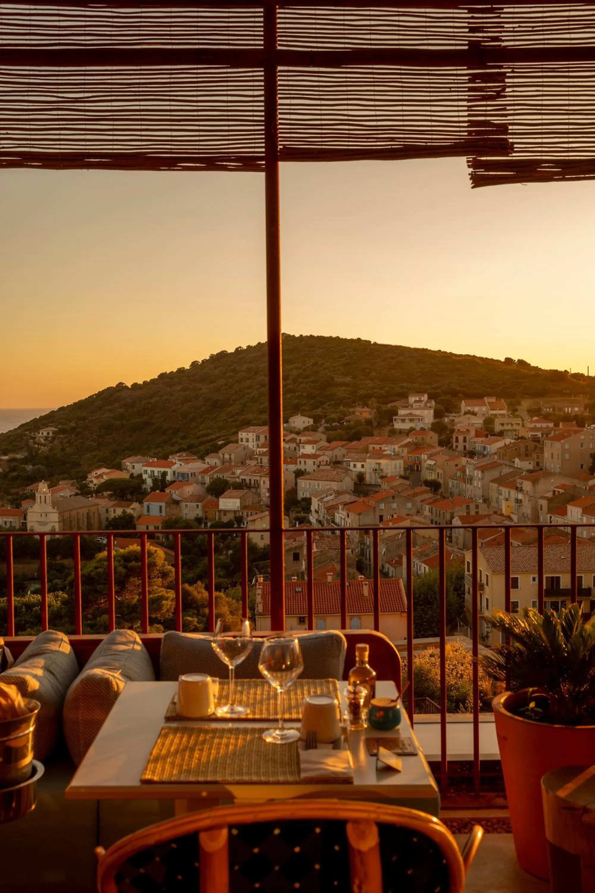 Restaurant/places to eat in Hôtel Mylos - Cargèse, Piscine Intérieure et Extérieure