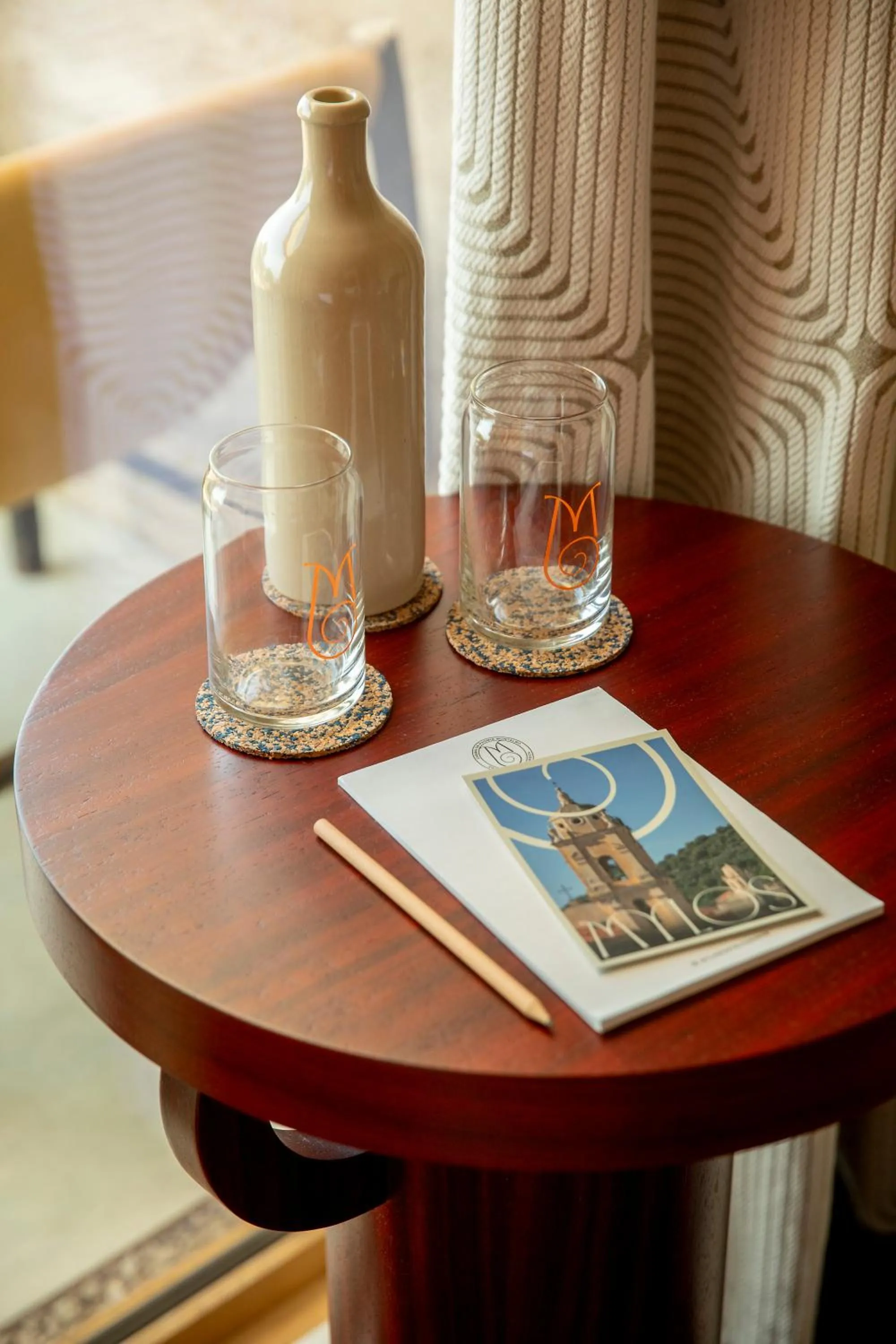 Drinks in Hôtel Mylos - Cargèse, Piscine Intérieure et Extérieure