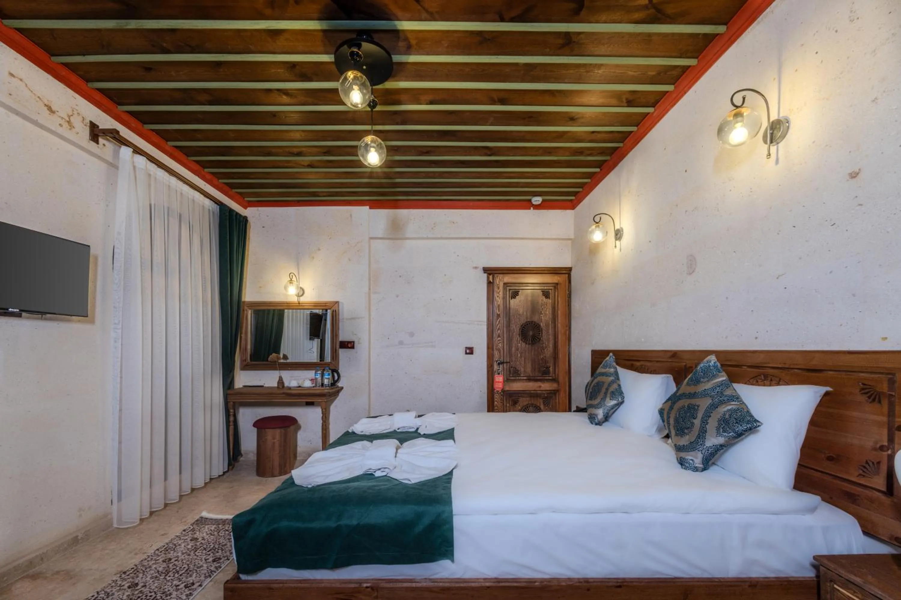 Photo of the whole room, Bed in Mai Cappadocia Hotel