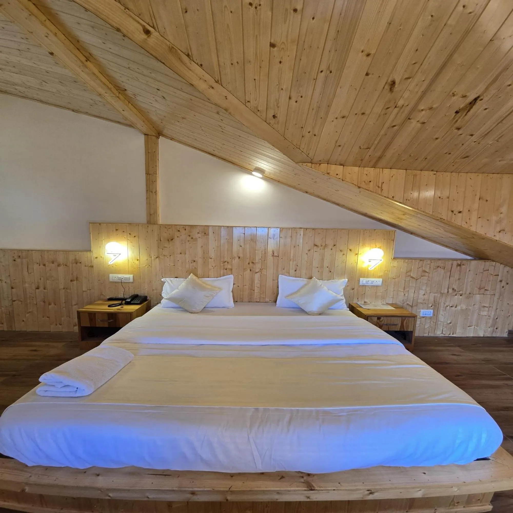 Bed in MB Igloo Resort