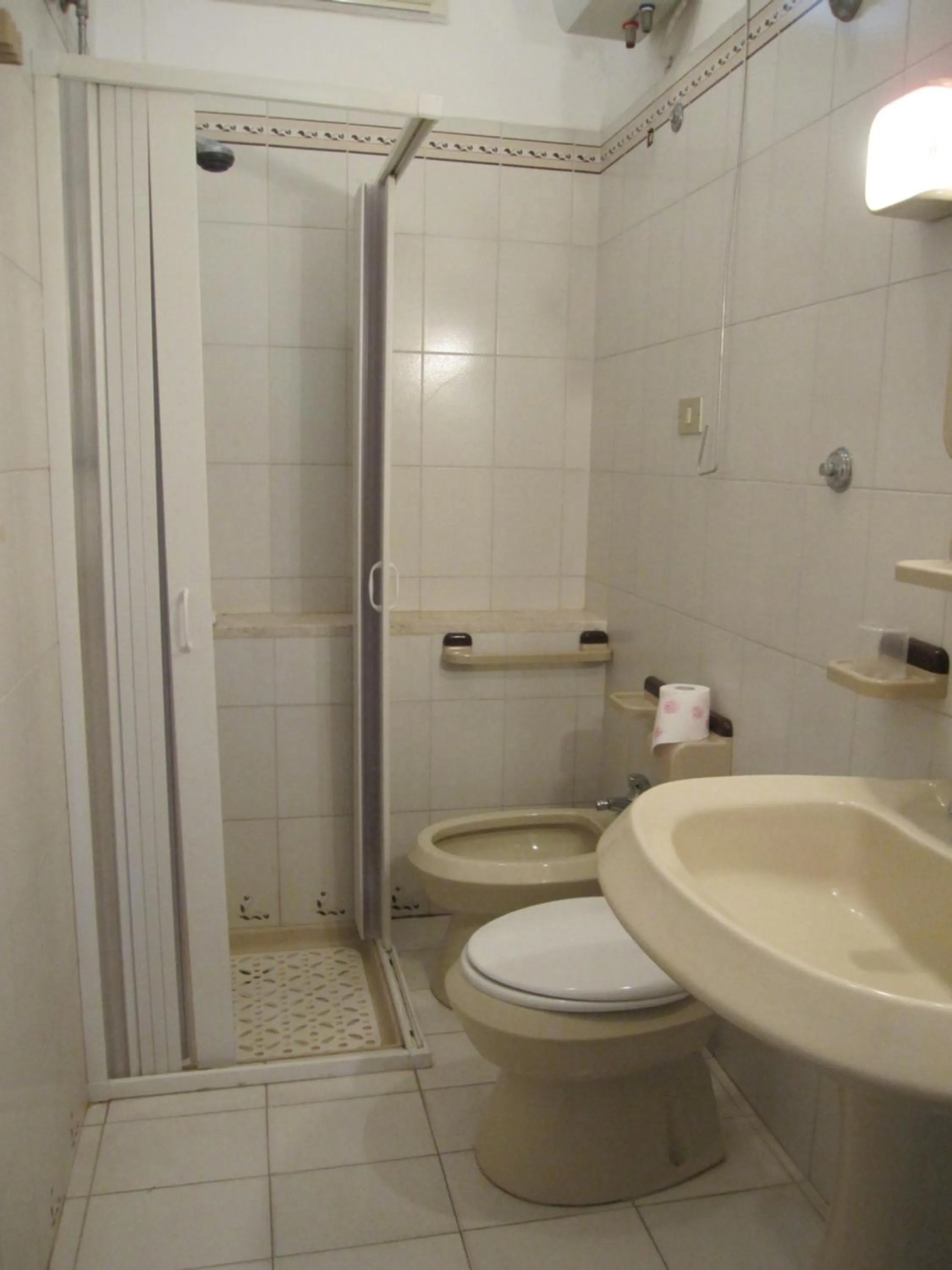 Bathroom in Villa Celeste Apartments Vieste -