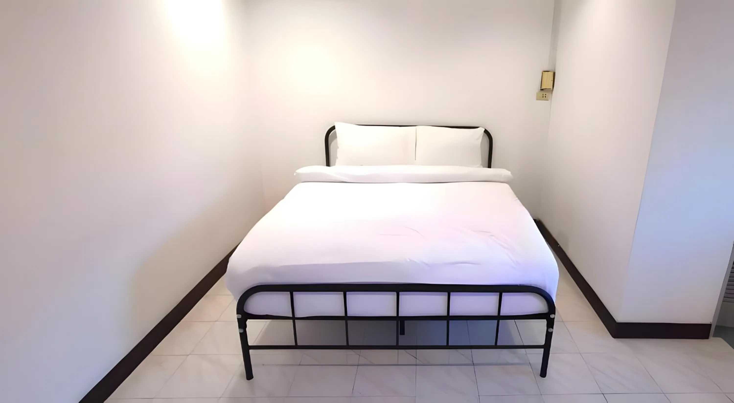 Bed in XX GO INN Phuket Patong Beach