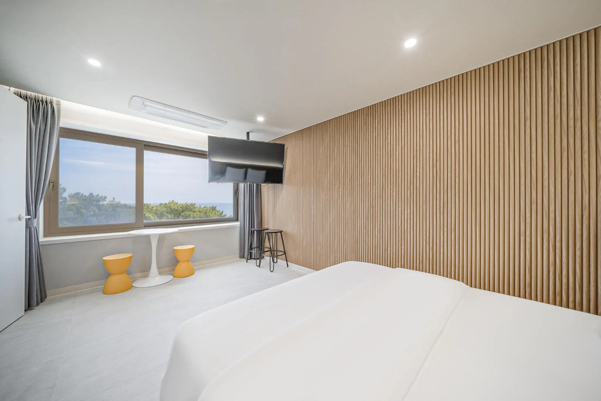 Bed in From H Brown Dot Hotel Gyeongju Yangnam