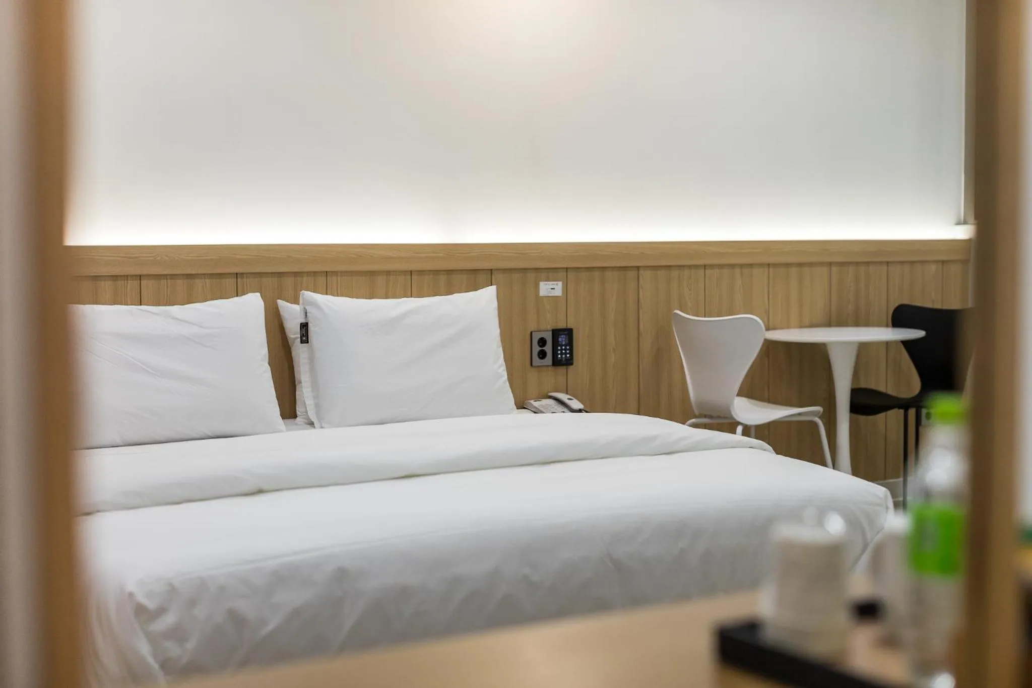 Bed in From H Brown Dot Hotel Gyeongju Yangnam