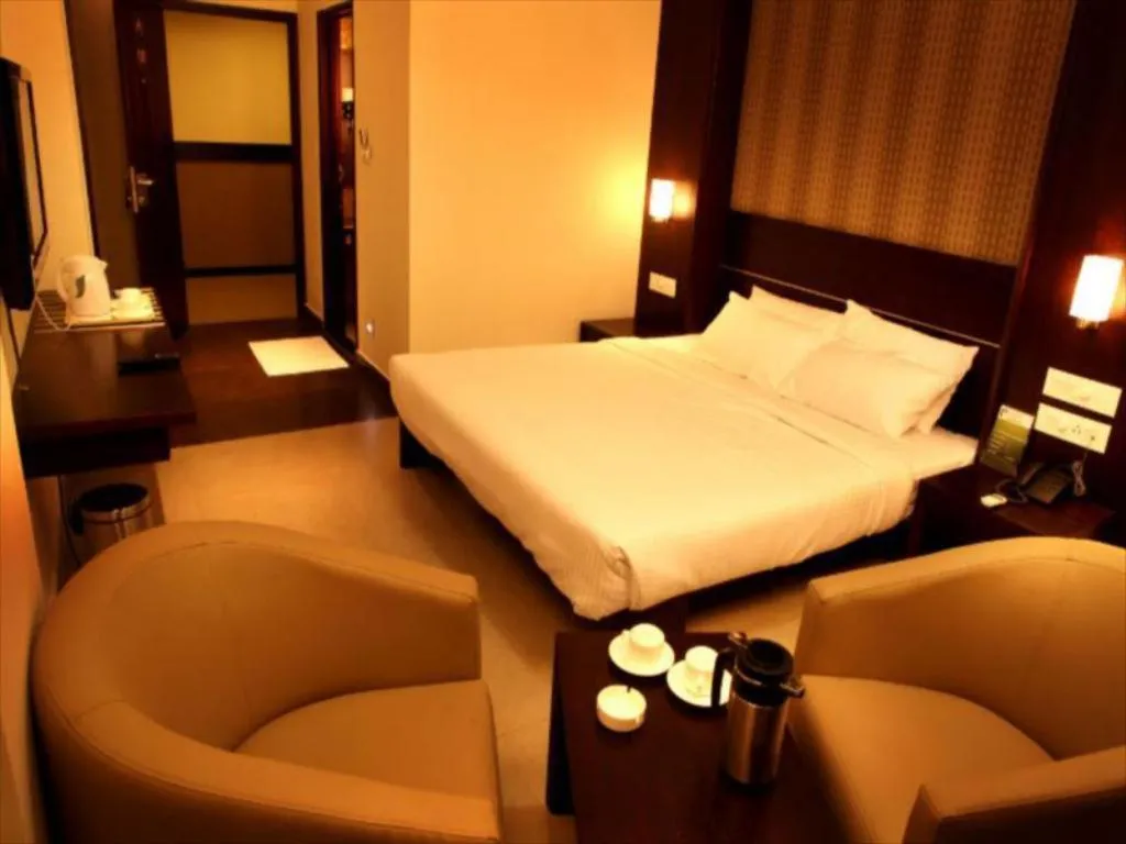 Bed in Sunflower Hotel