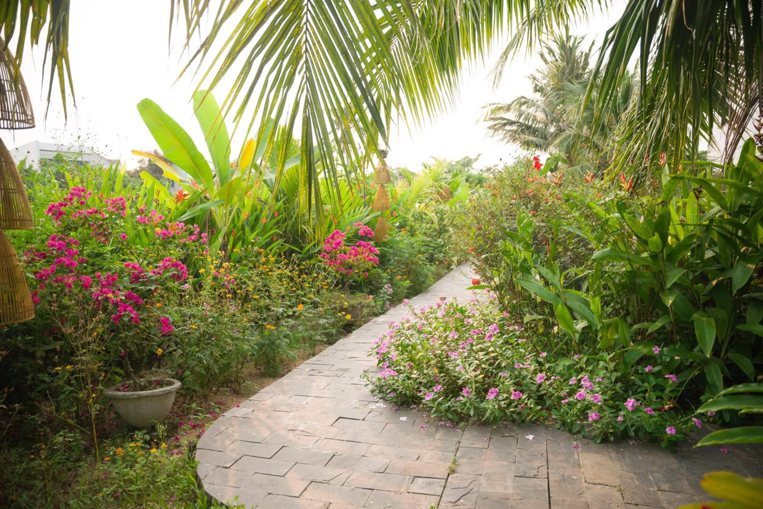 Property building, Garden in Luna Villa